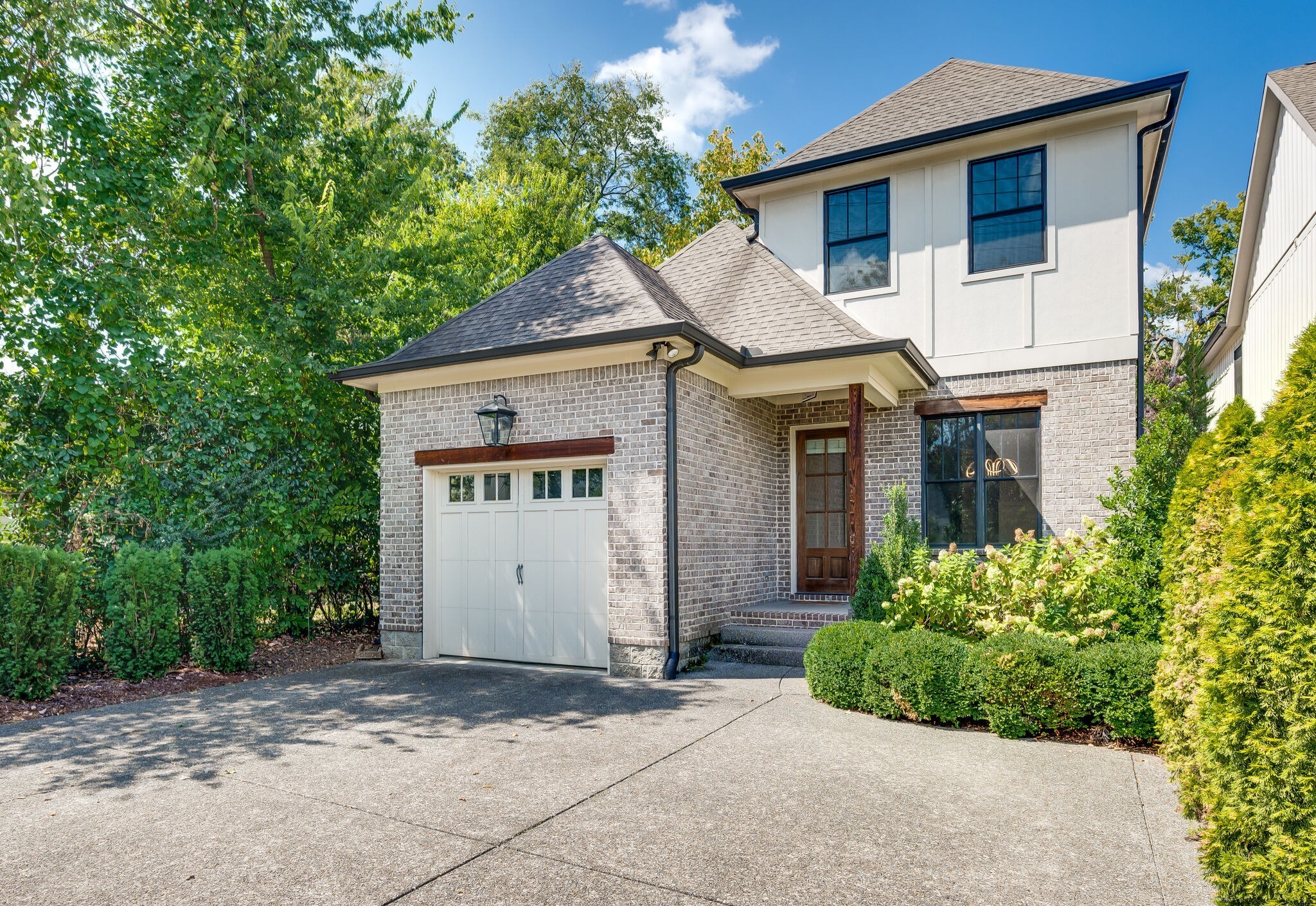 4123 Lone Oak Rd