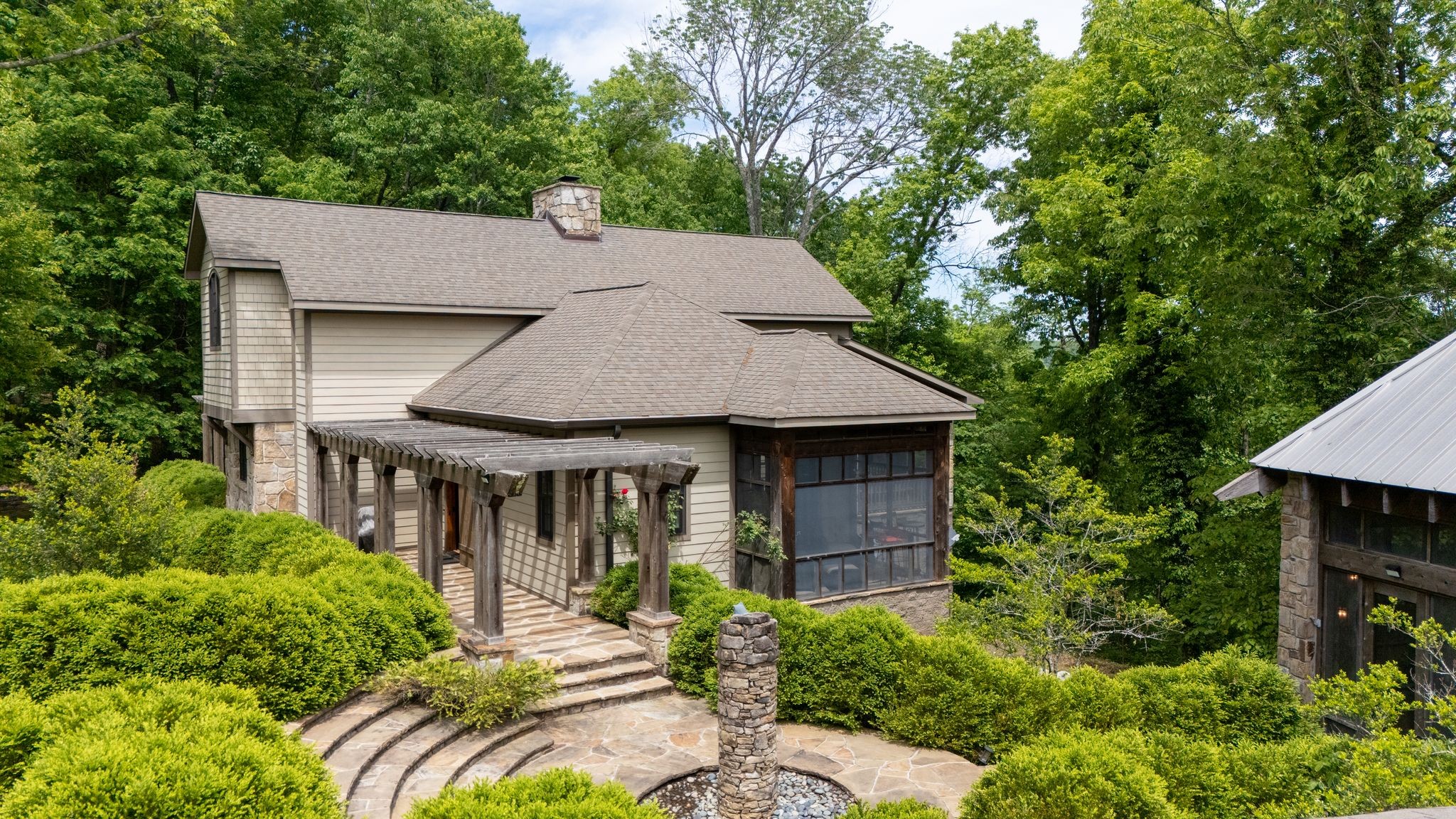 167 Pollywood Ln