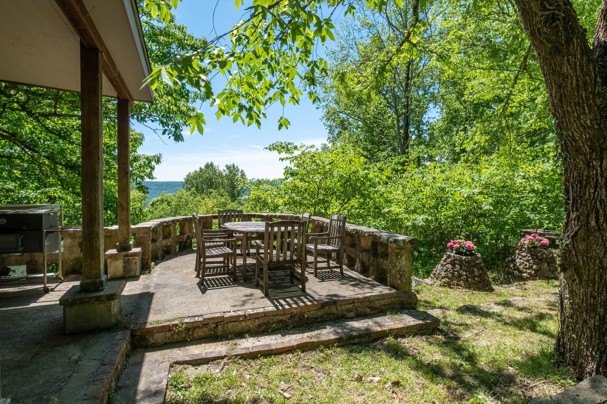 167 Pollywood Ln