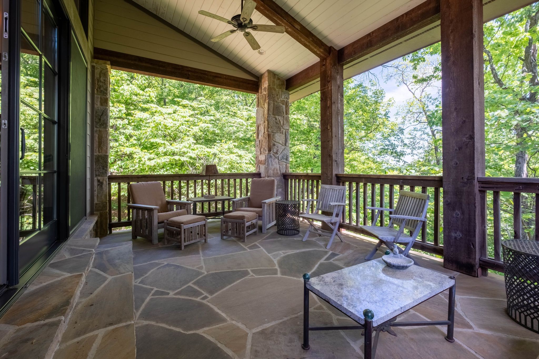 167 Pollywood Ln