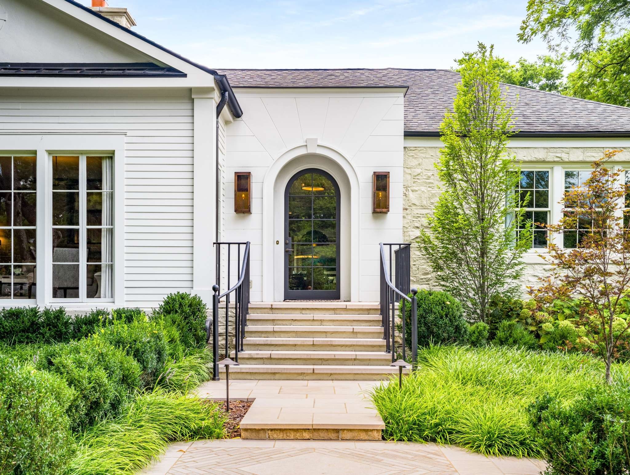 215 Lynnwood Ter