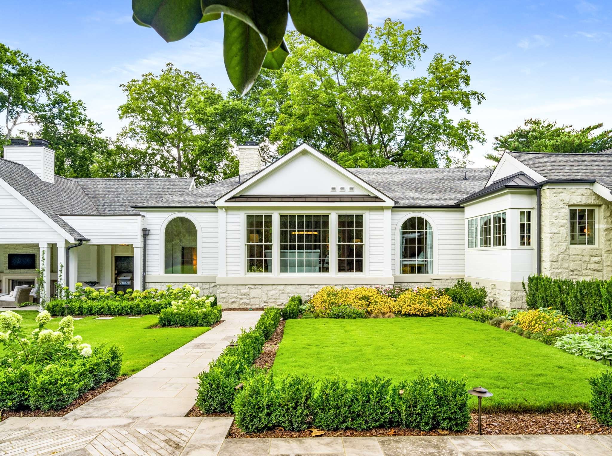 215 Lynnwood Ter
