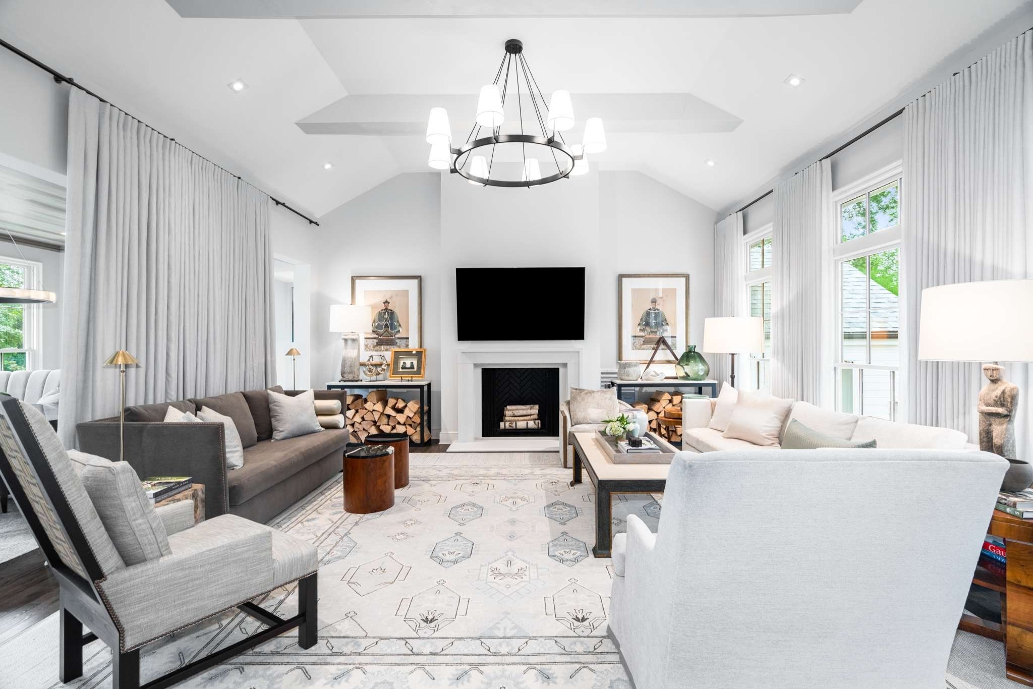 215 Lynnwood Ter