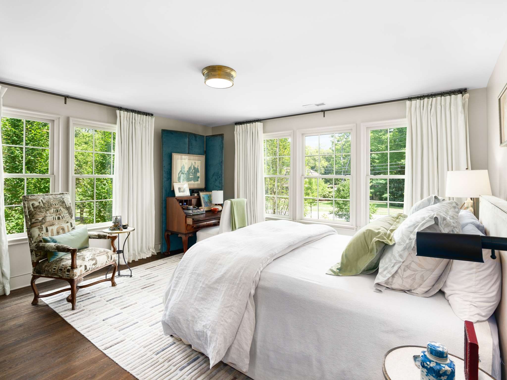 215 Lynnwood Ter