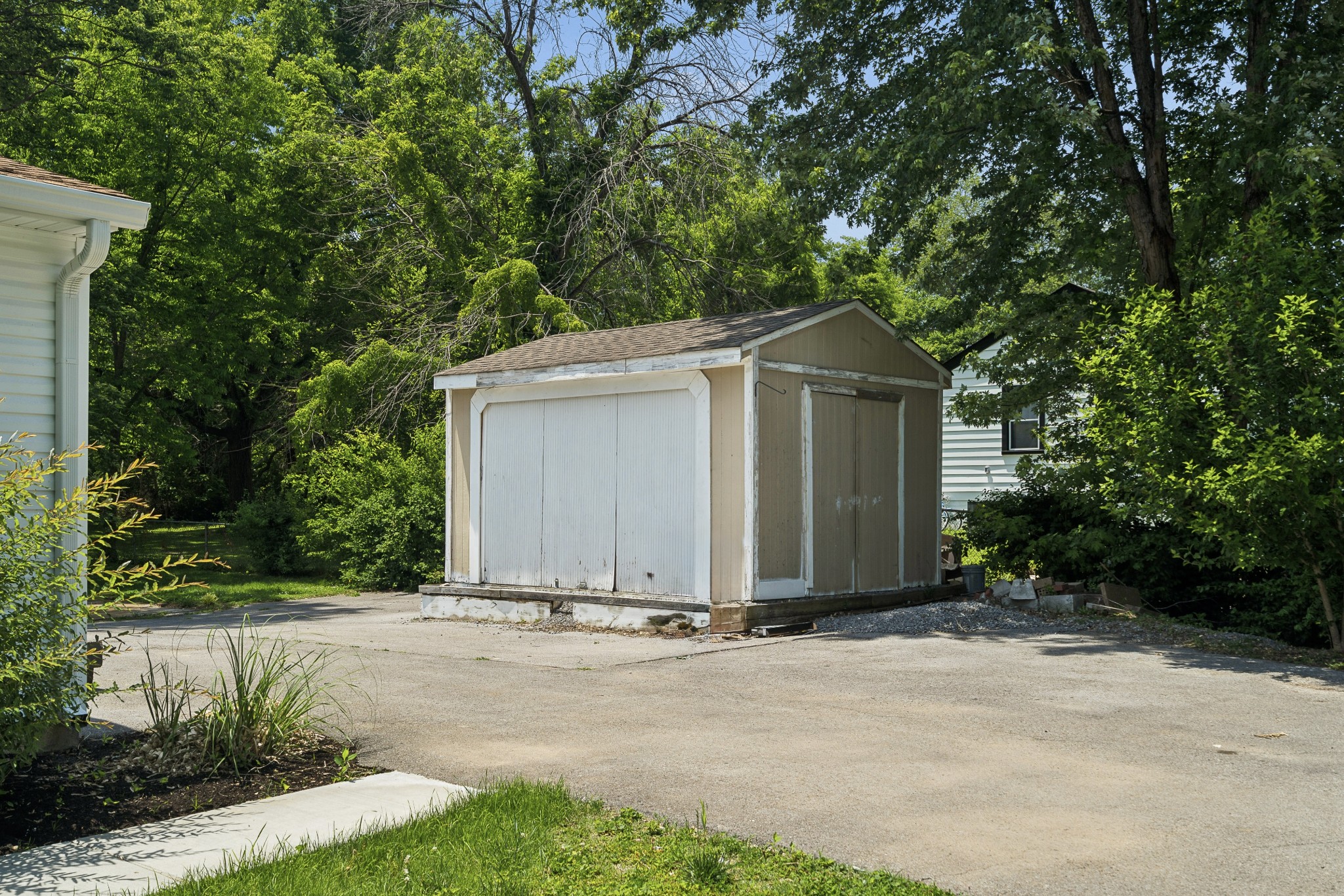 67 Glenrose Ave