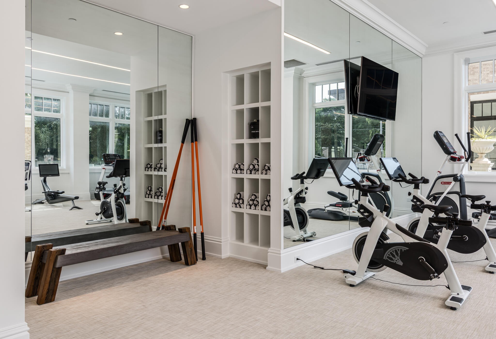 110 Woodmont Blvd Unit: N601