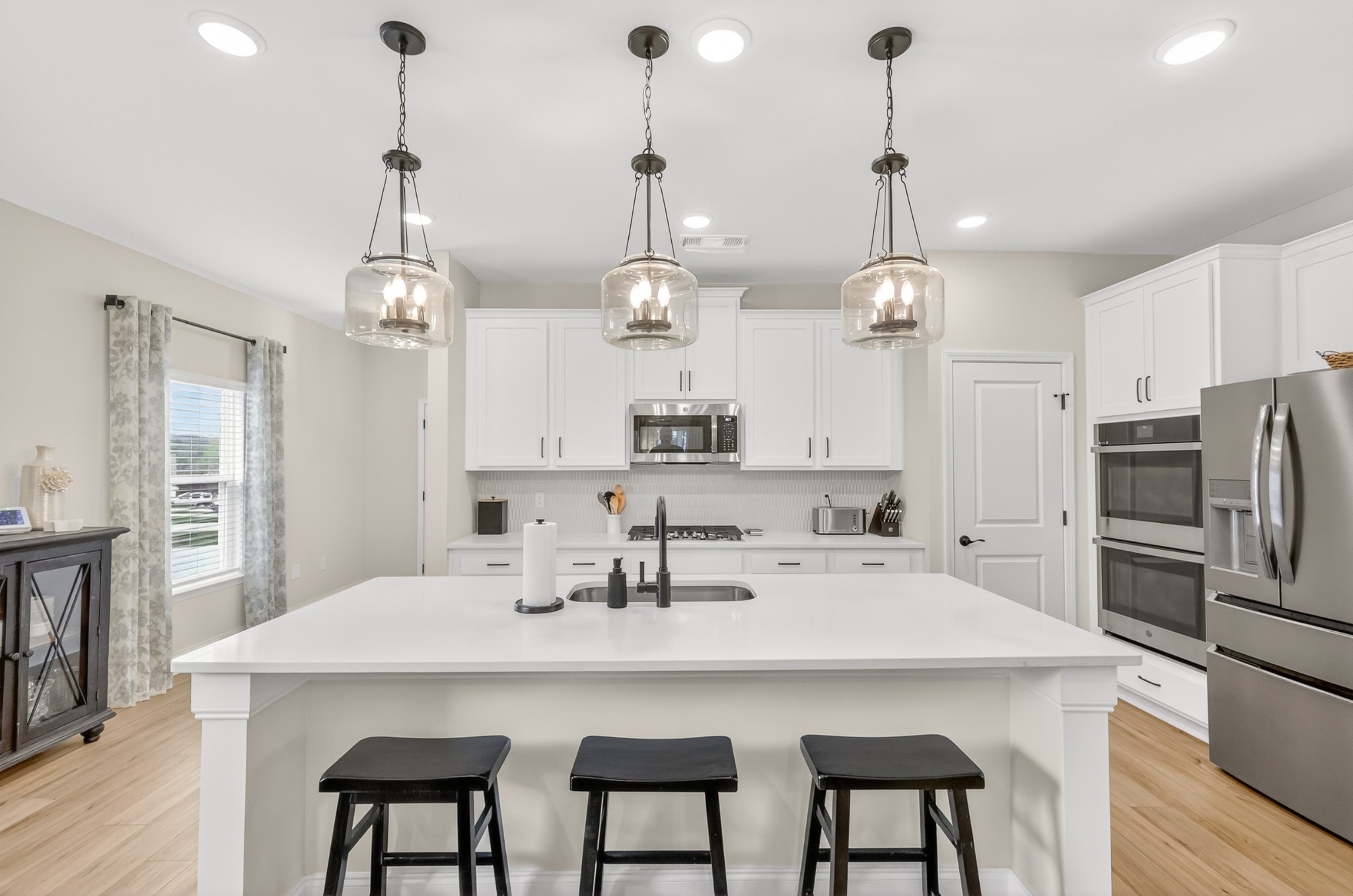 544 Banchory Dr