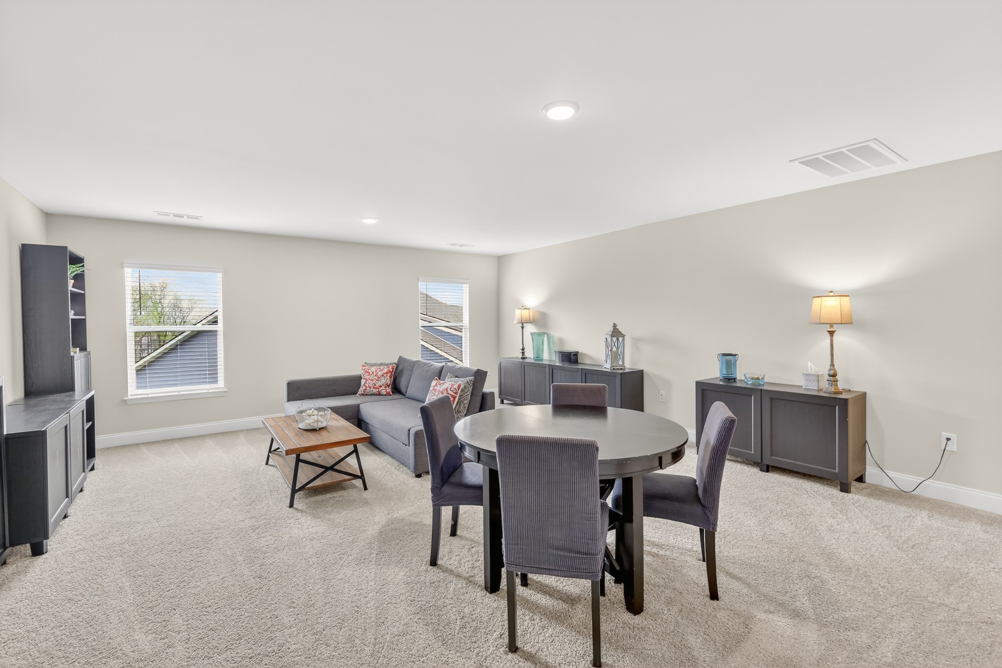 544 Banchory Dr