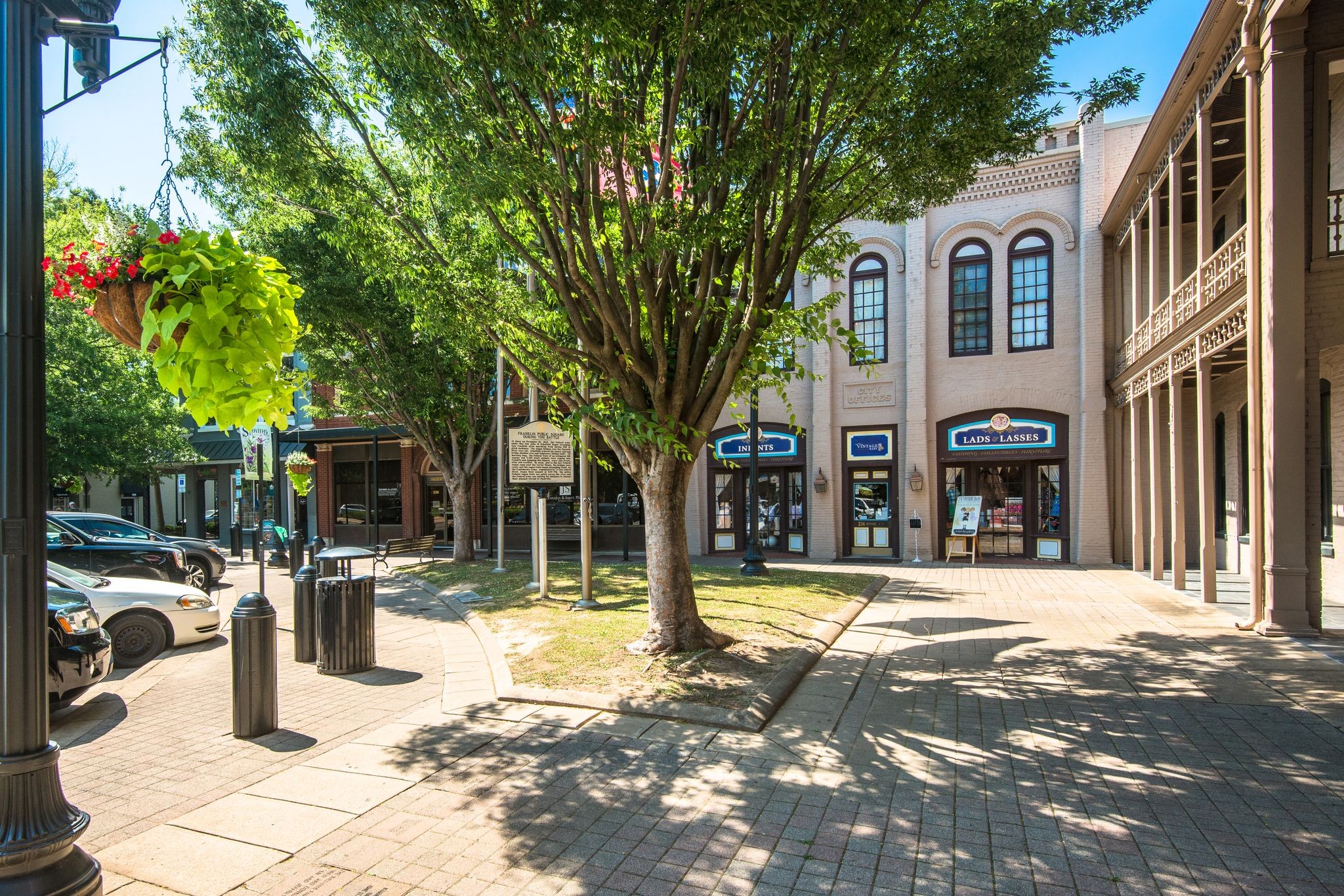 1100 W Main St Unit: D5