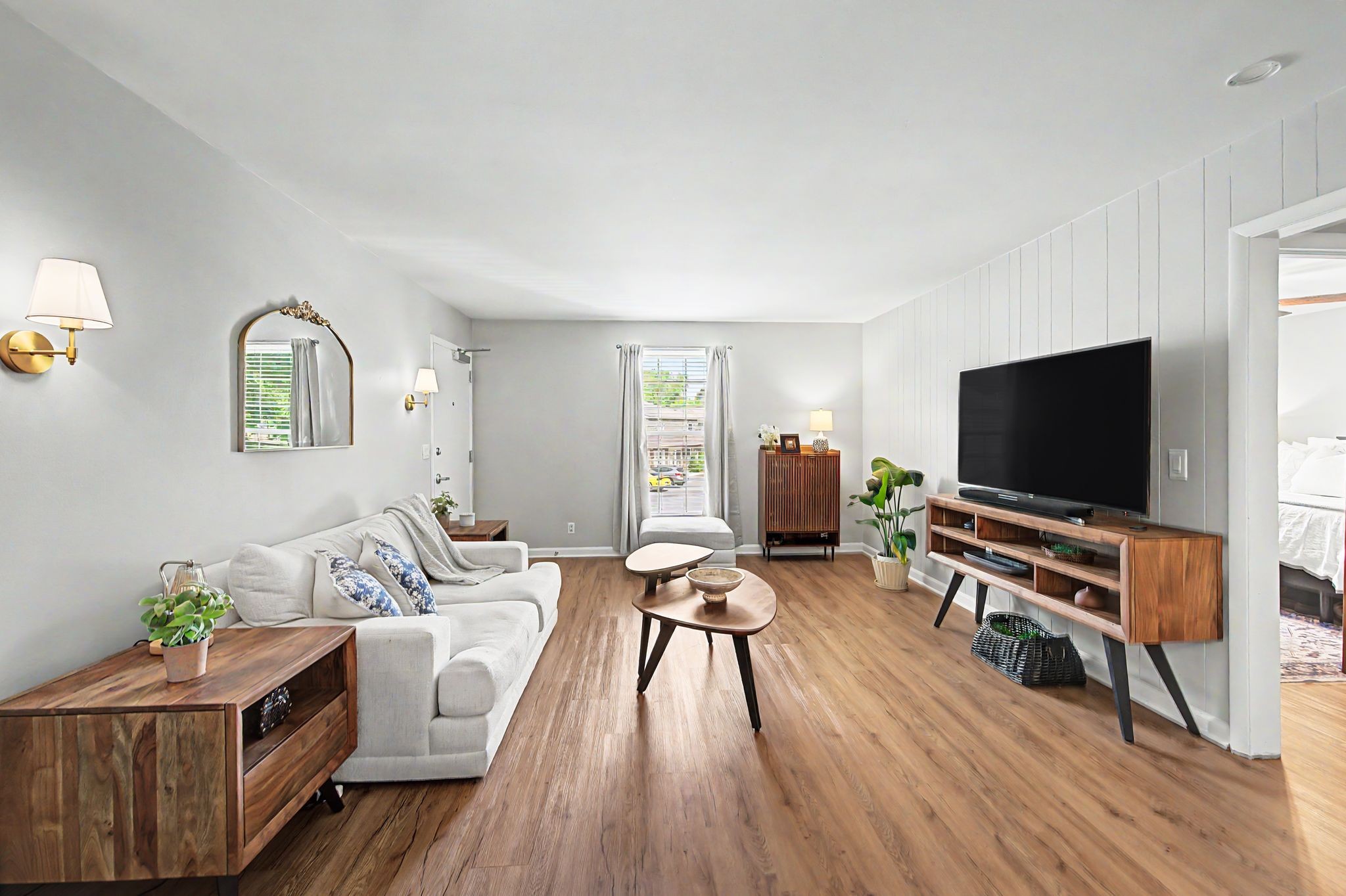 1100 W Main St Unit: D5