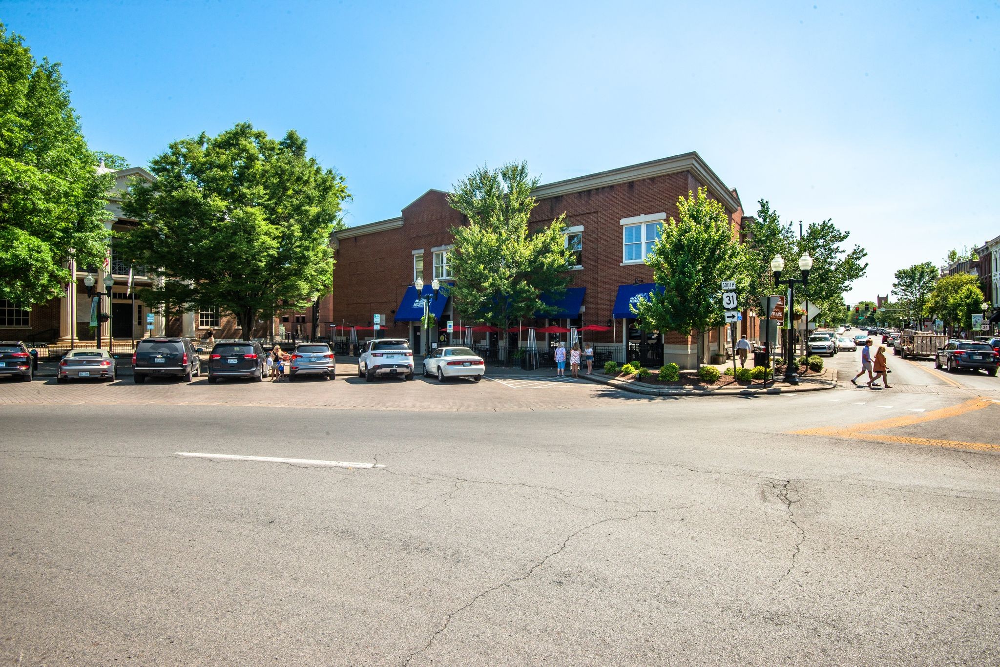 1100 W Main St Unit: D5