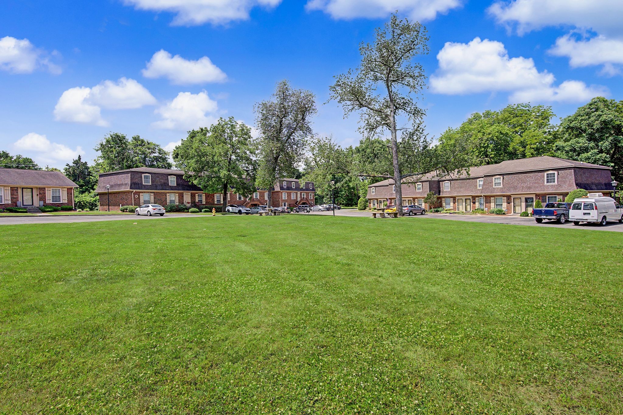1100 W Main St Unit: D5