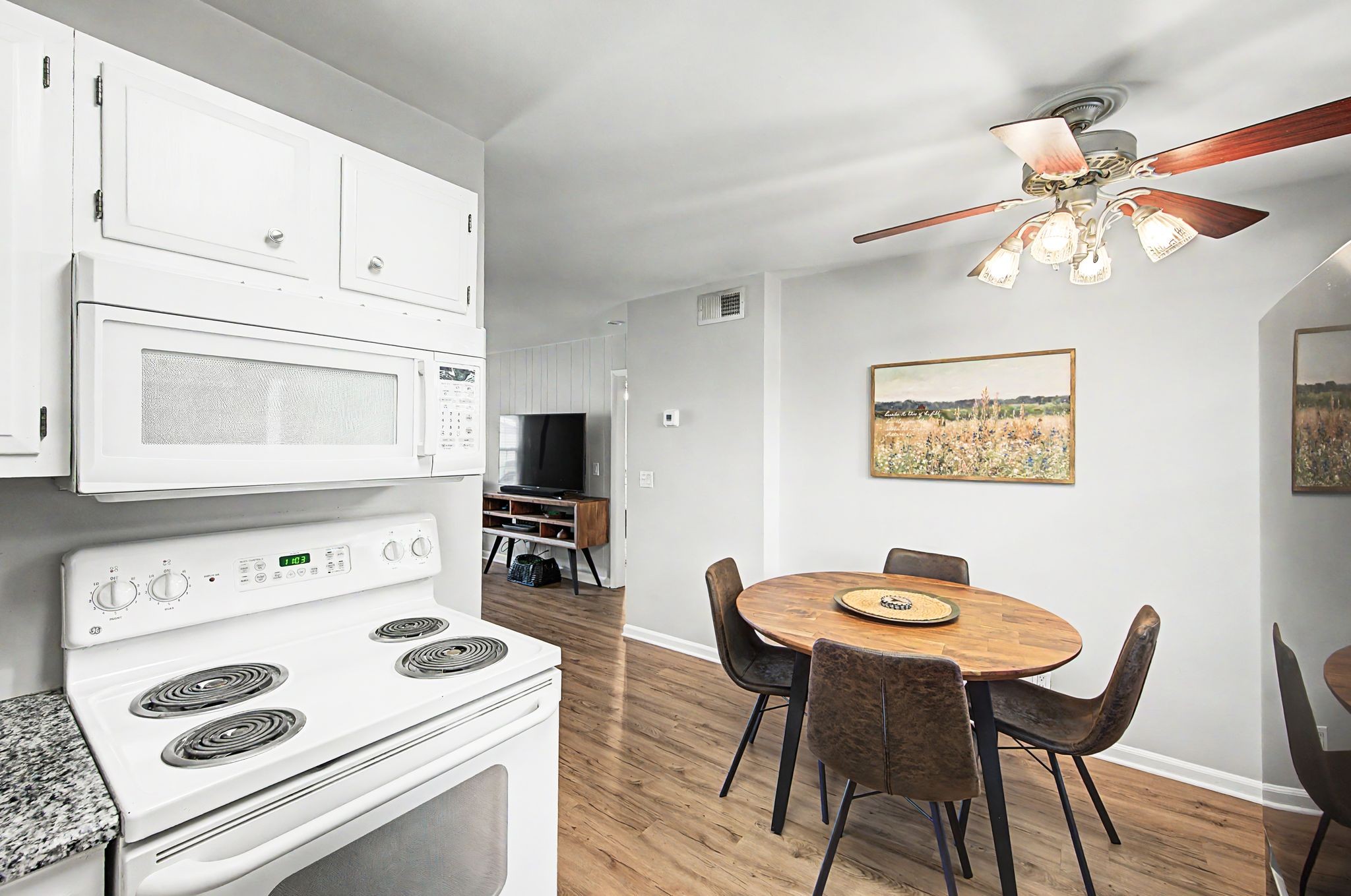 1100 W Main St Unit: D5