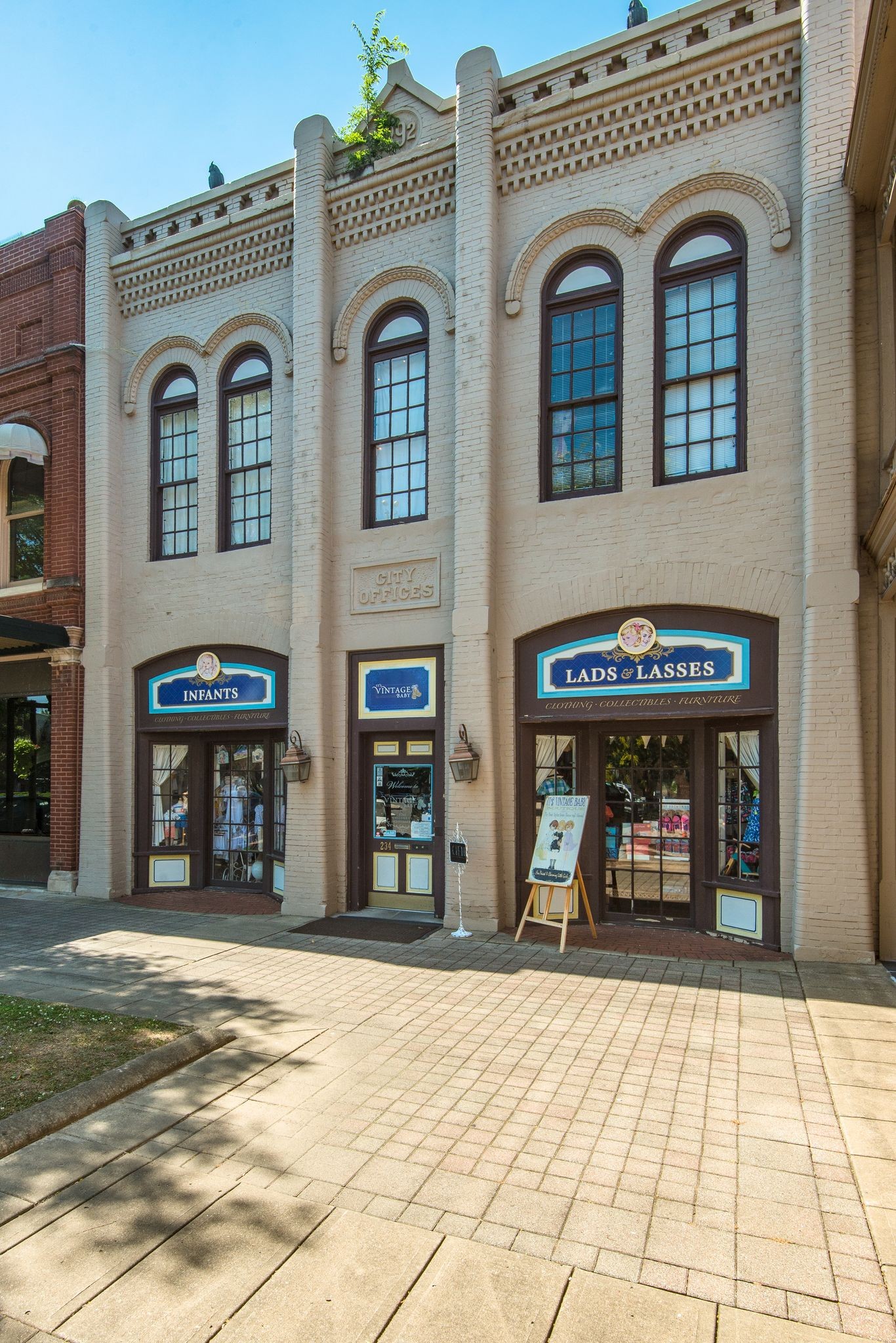 1100 W Main St Unit: D5