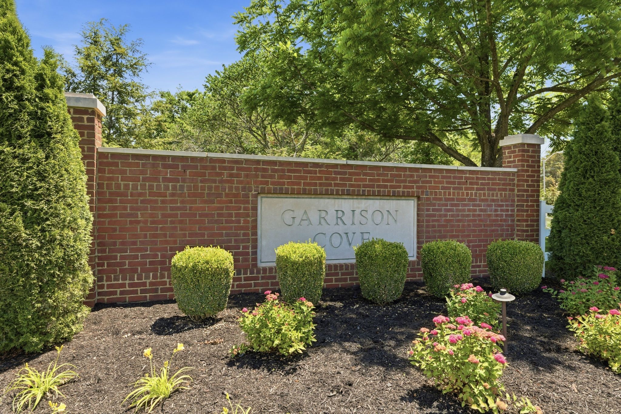 2322 Garrison Cv