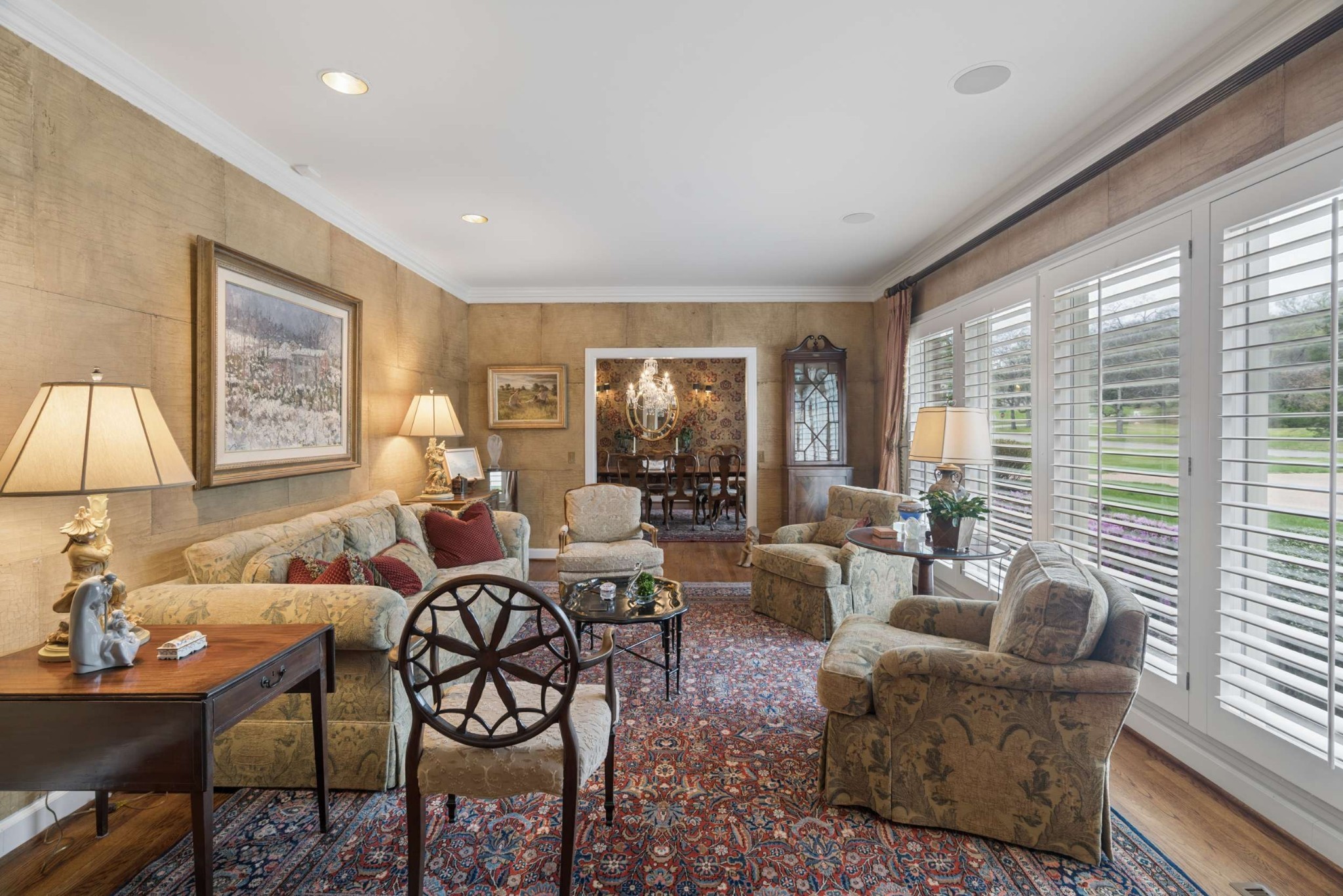 6401 E Valley Ct