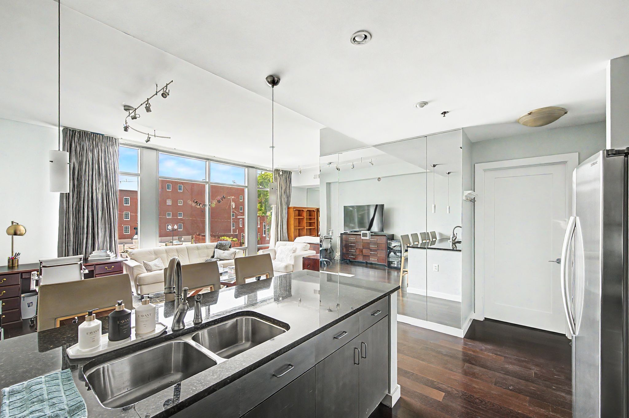 1920 Adelicia St Unit: 307