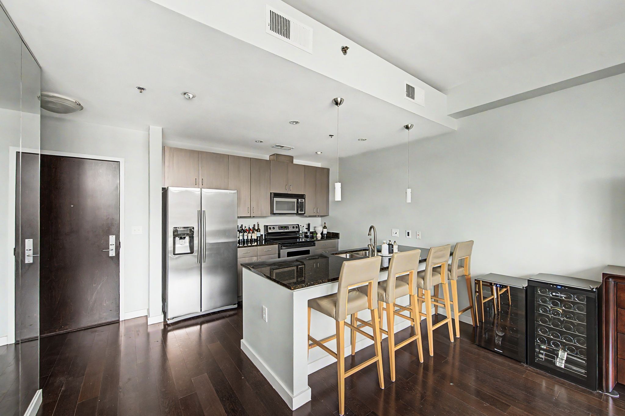 1920 Adelicia St Unit: 307