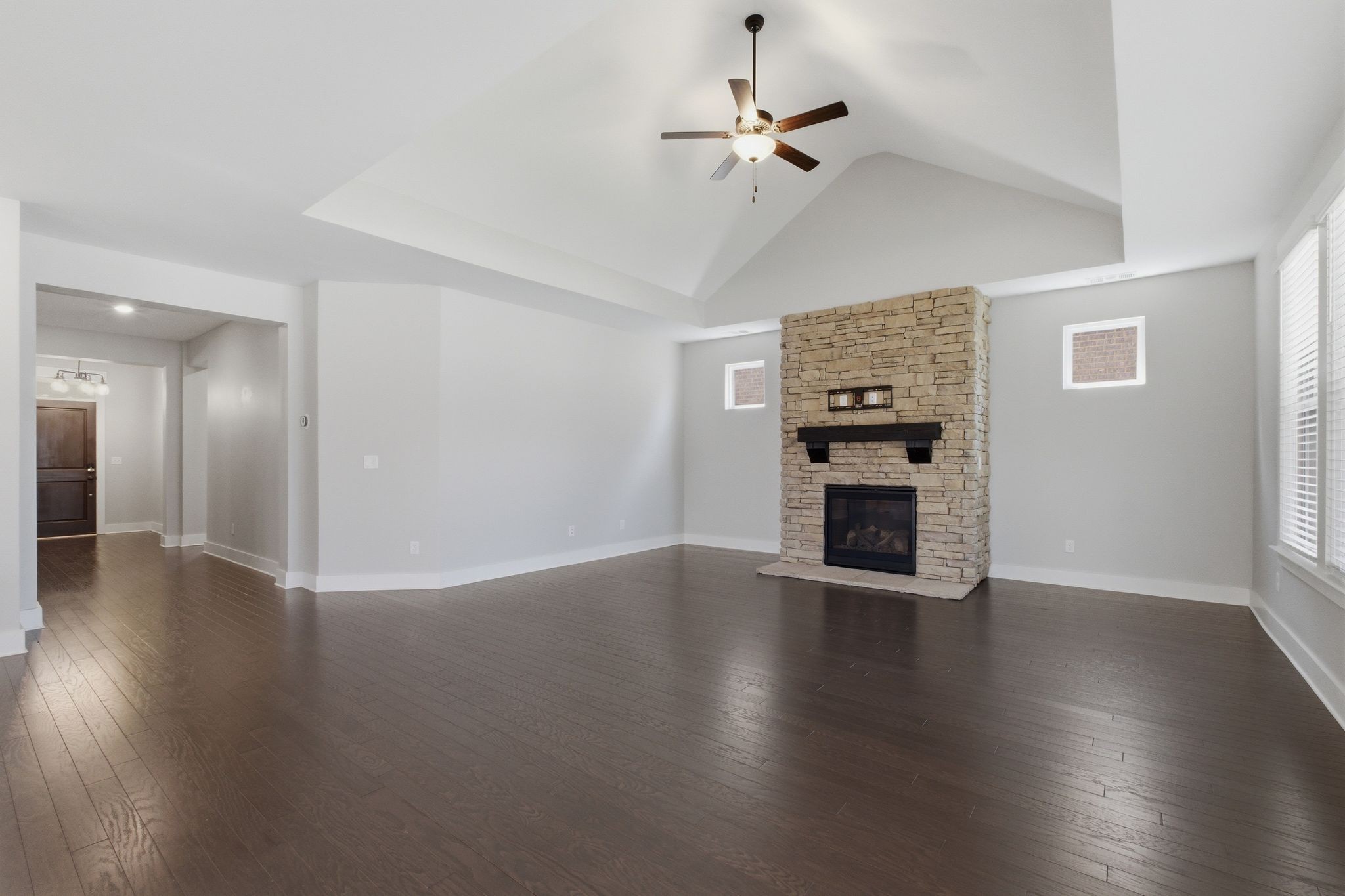 1601 Drakes Creek Rd