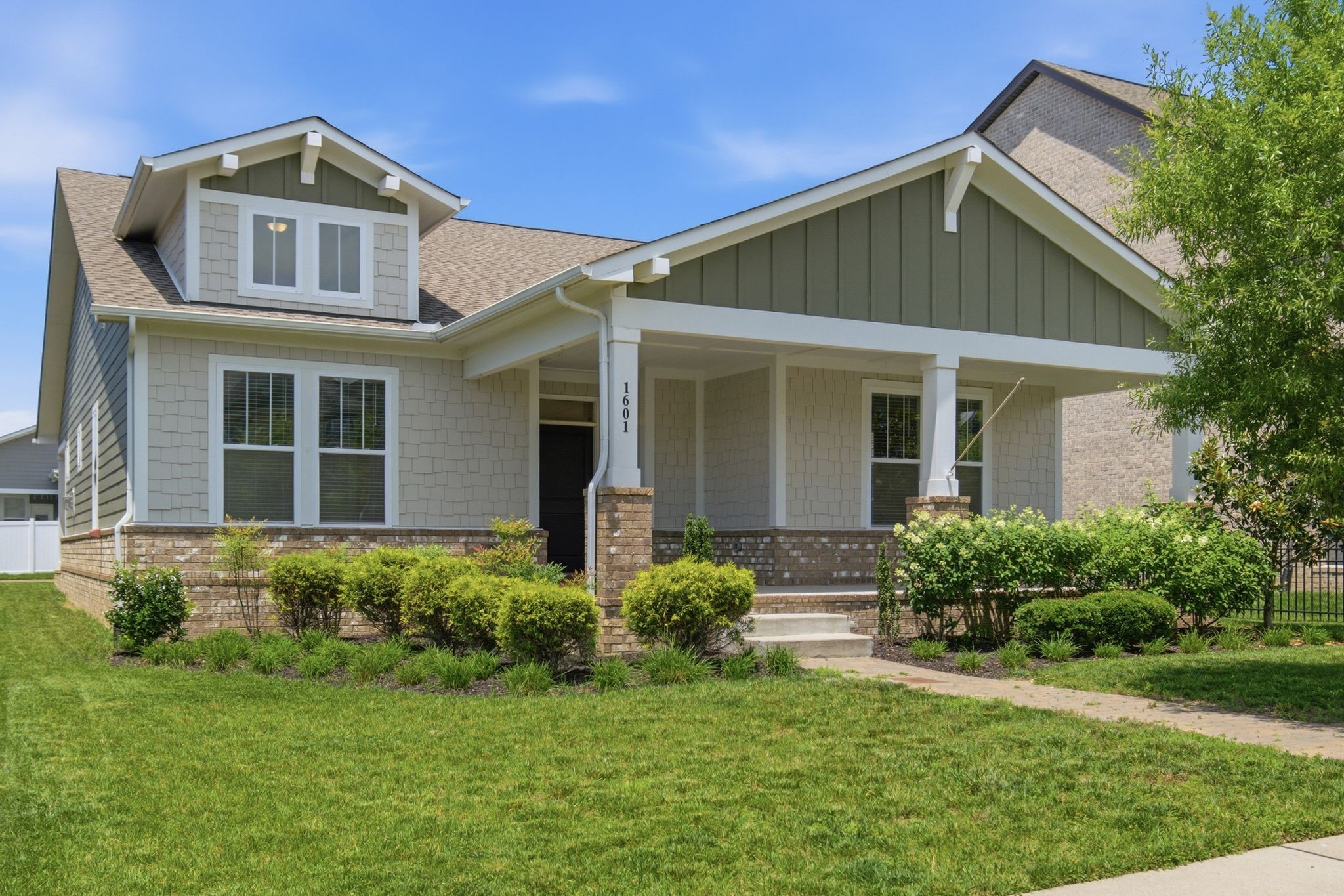 1601 Drakes Creek Rd
