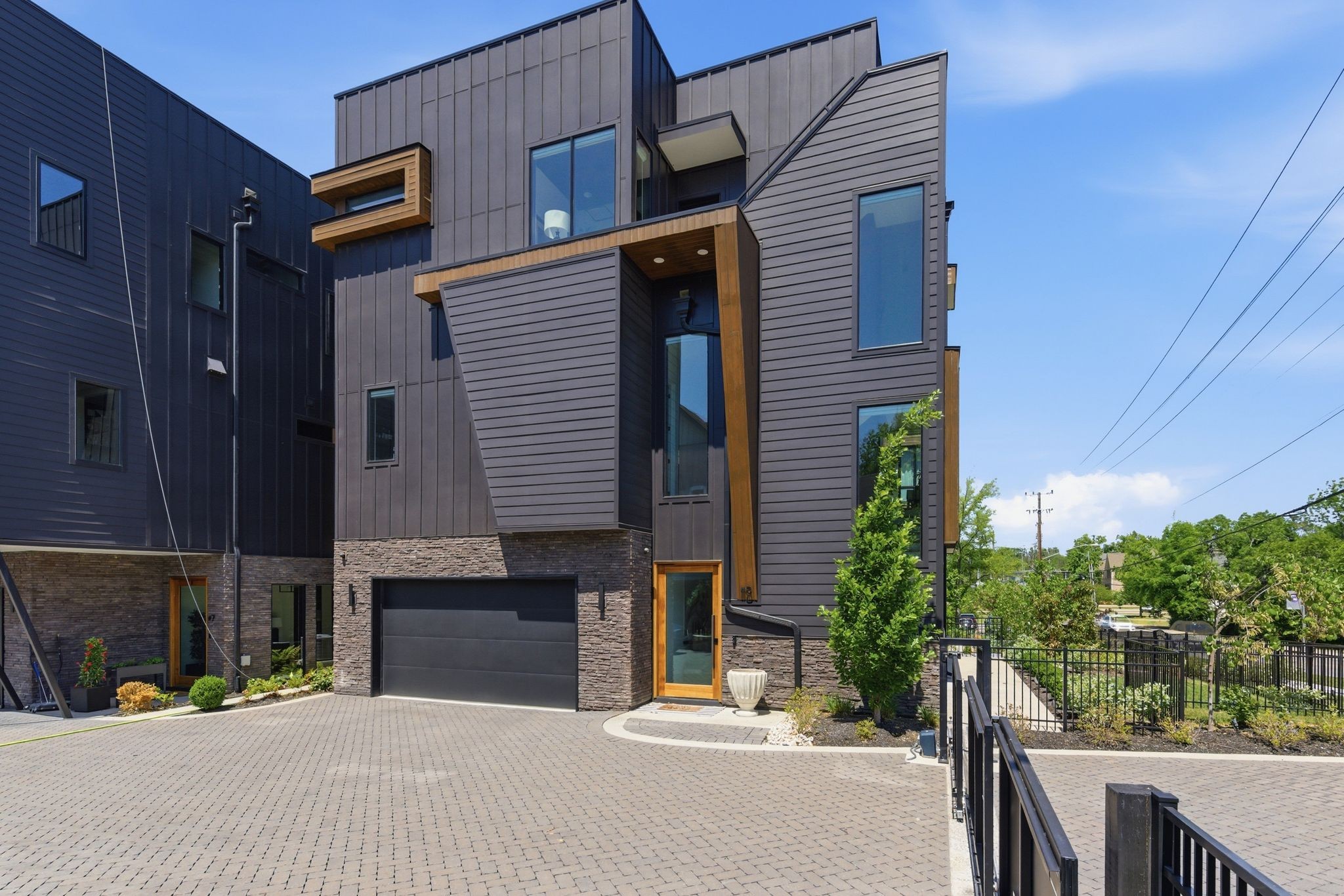 4117 Lone Oak Rd Unit: 8