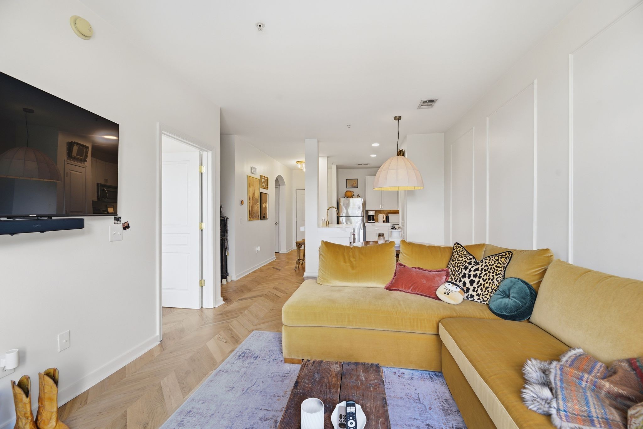 3000 Vanderbilt Pl Unit: 423