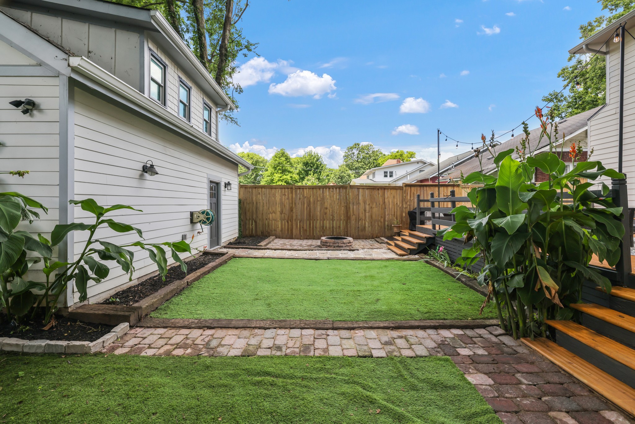 1408 Douglas Ave