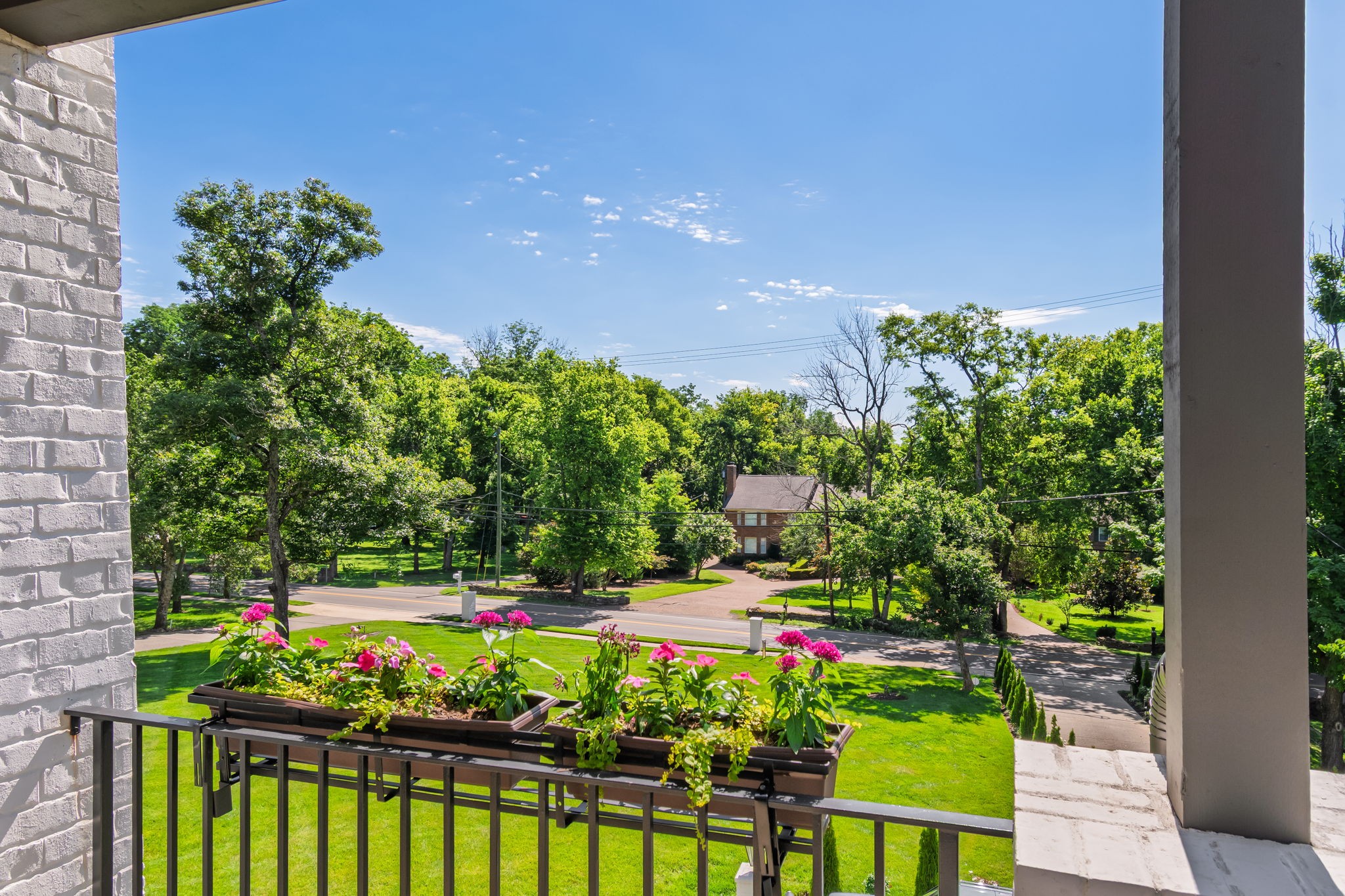 4417B Granny White Pike