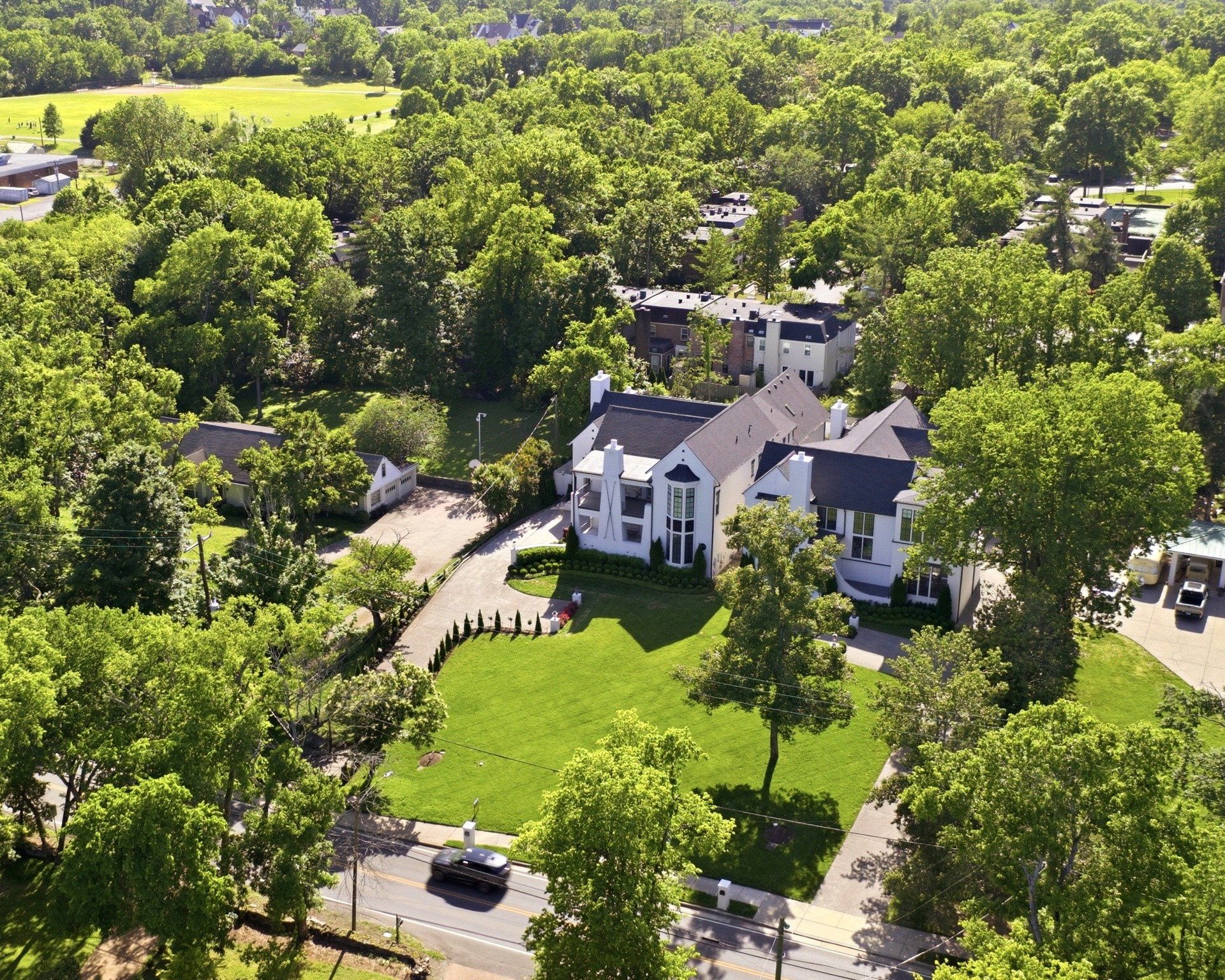 4417B Granny White Pike