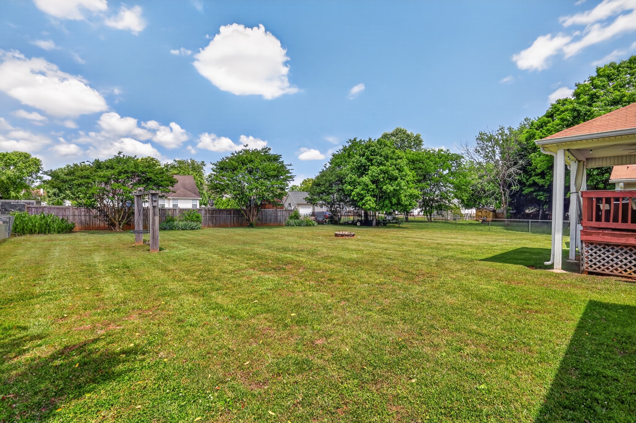3223 Westbrook Dr