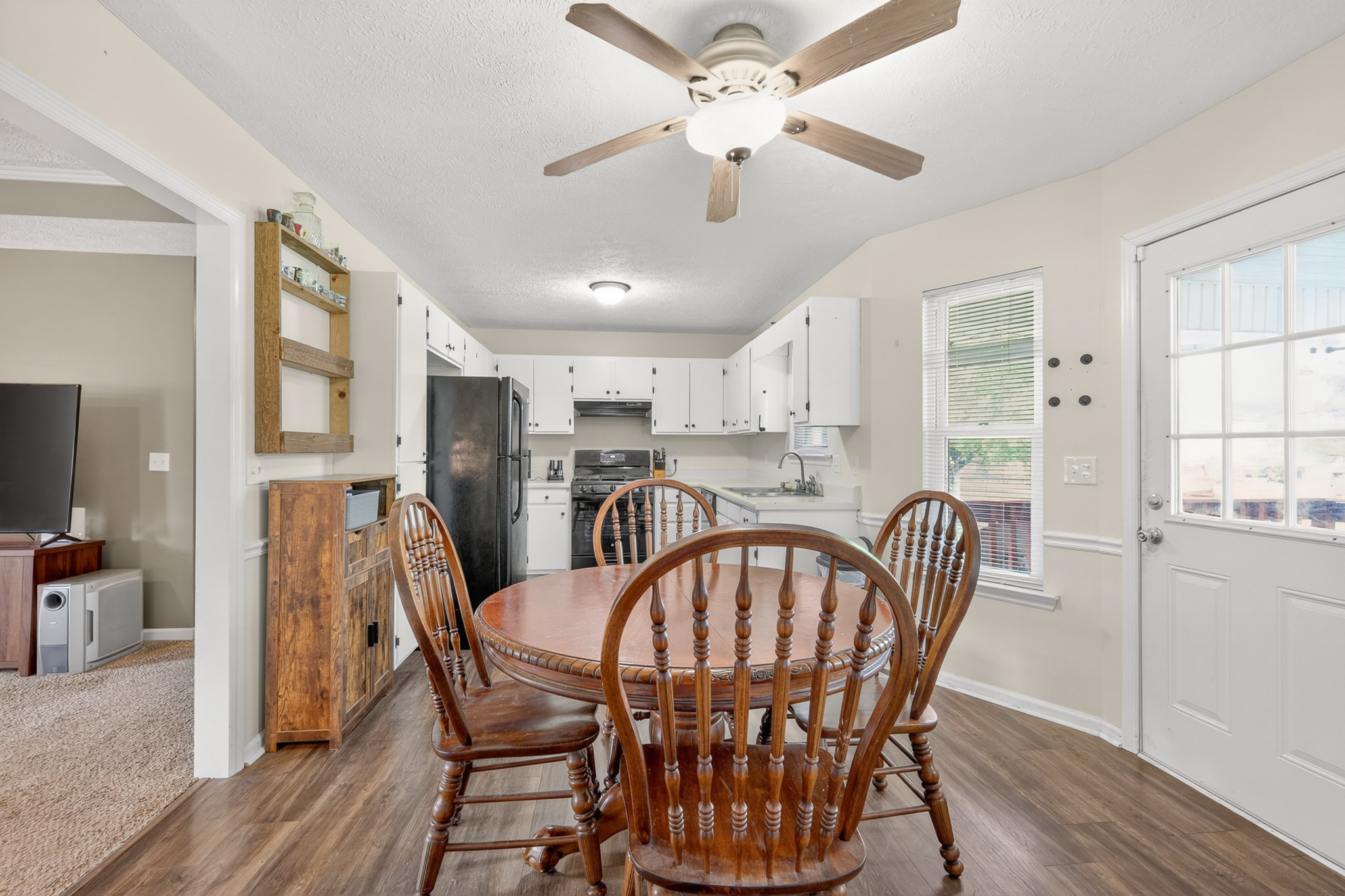 3223 Westbrook Dr