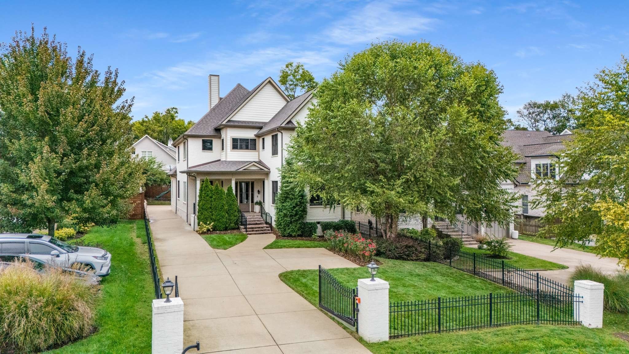 1110B Biltmore Dr