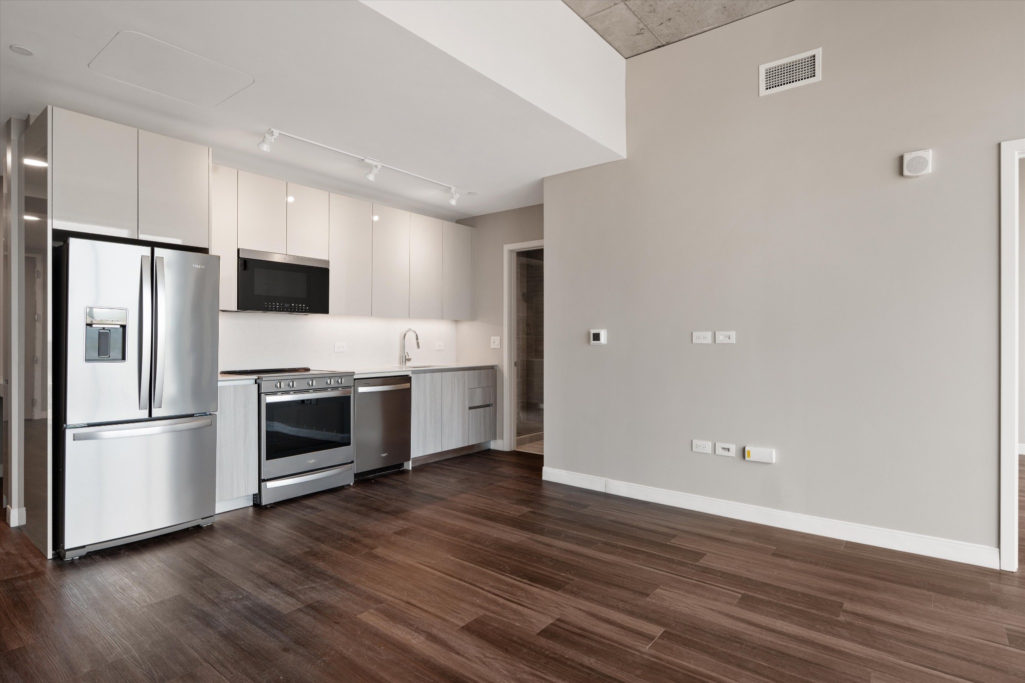 805 Church St, N Unit: 2613