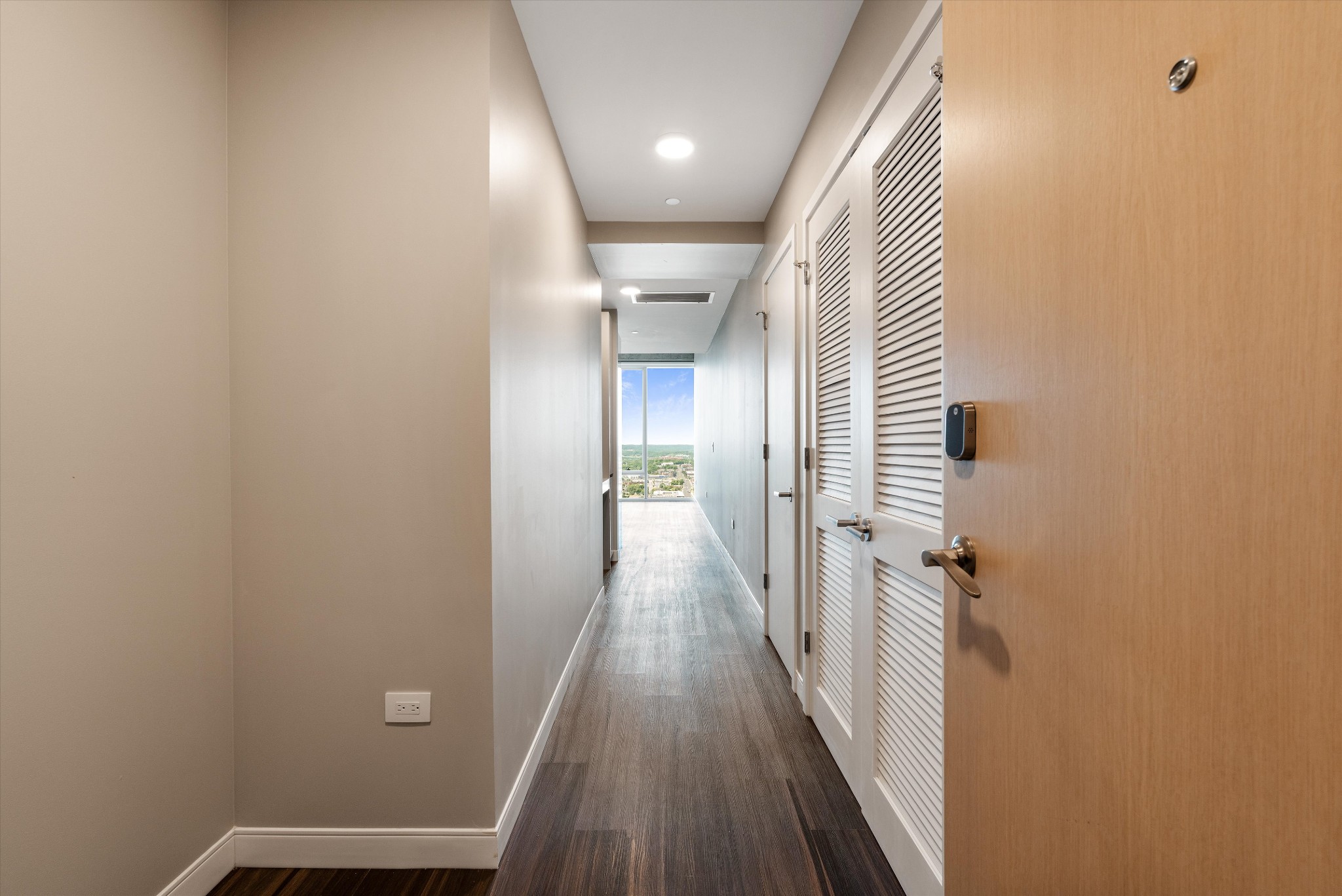 805 Church St, N Unit: 2613