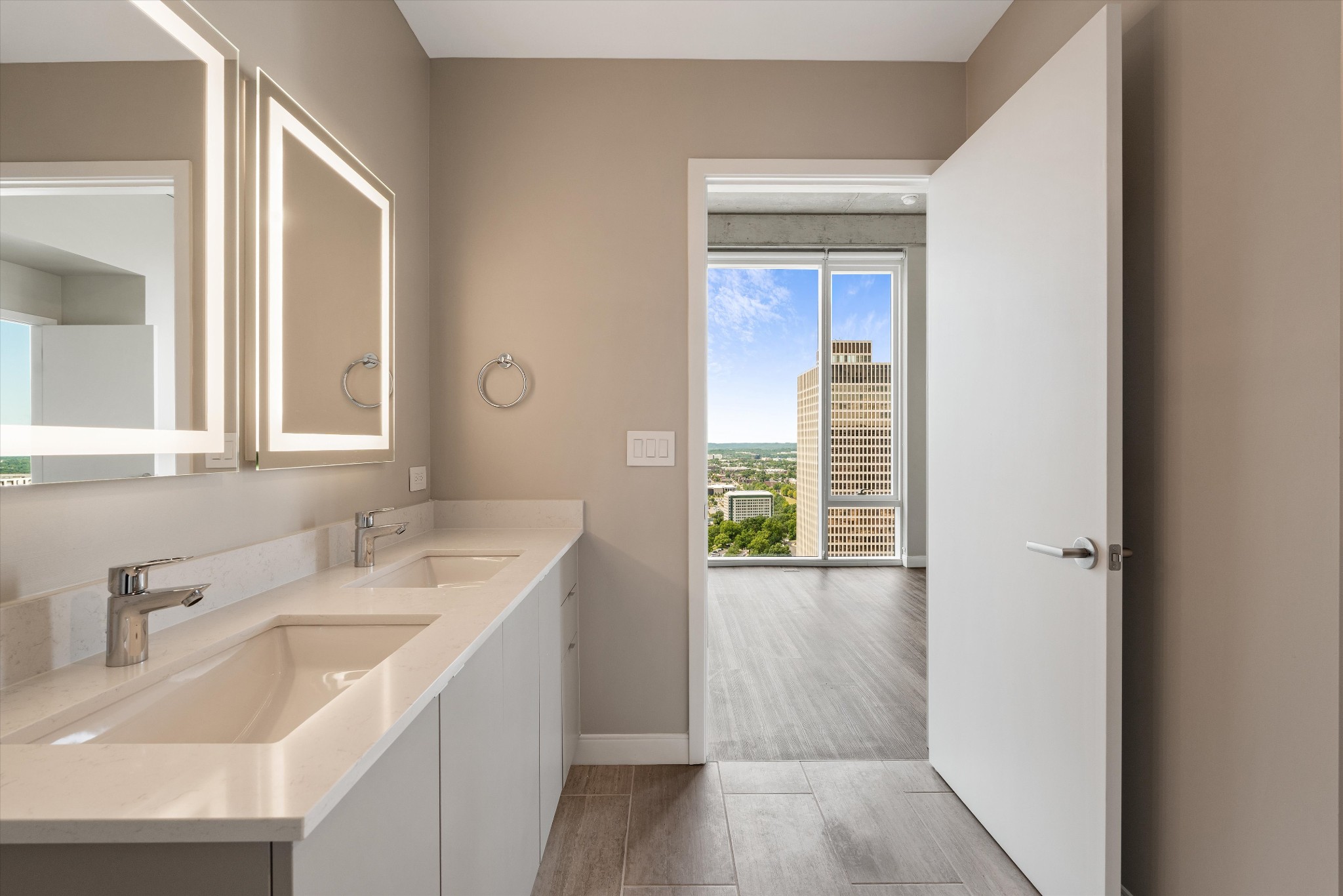 805 Church St, N Unit: 2613