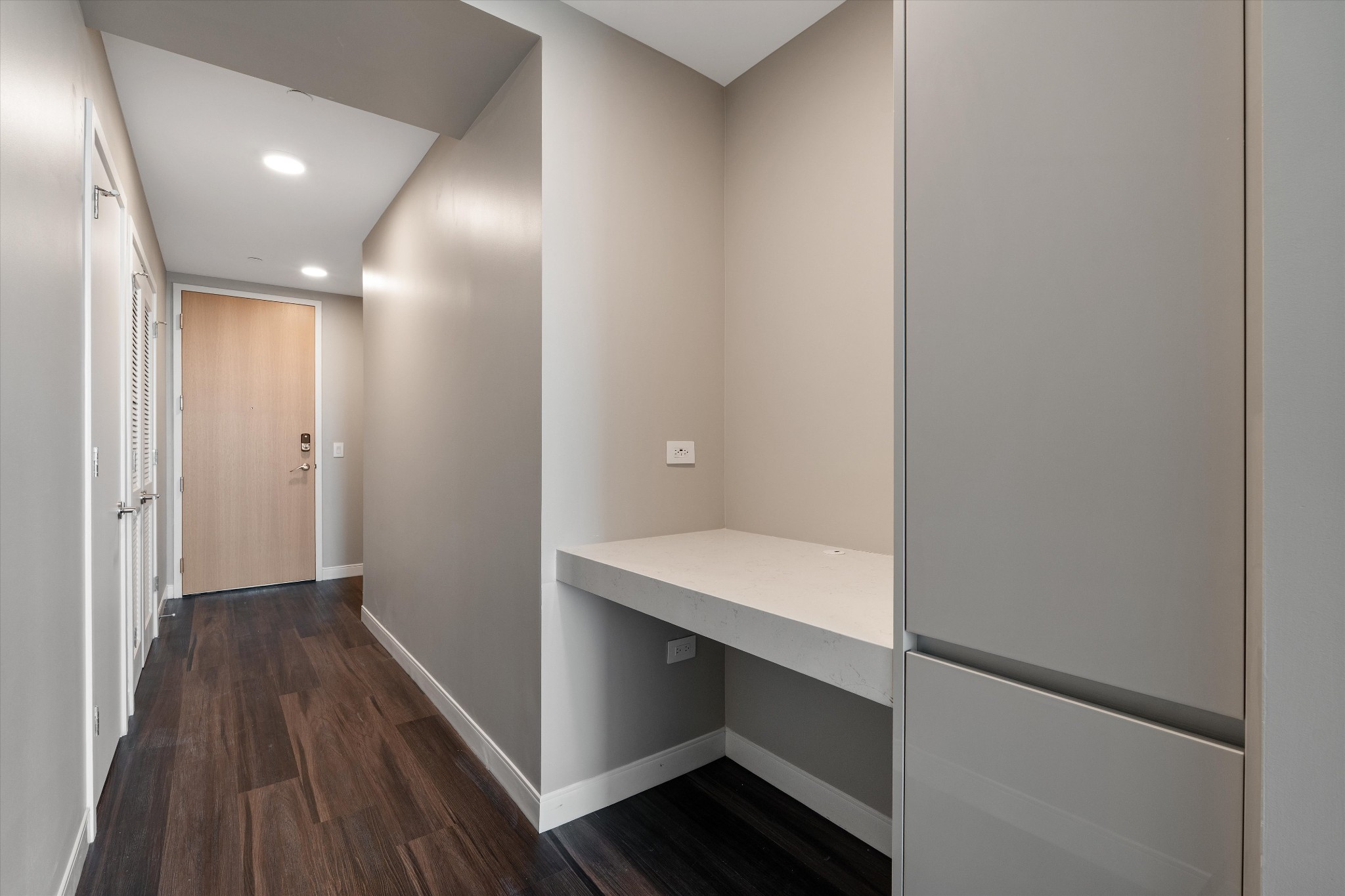 805 Church St, N Unit: 2613