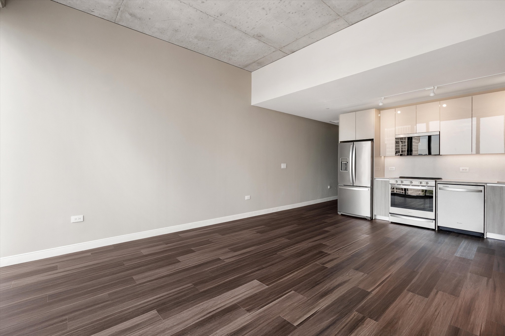 805 Church St, N Unit: 2613