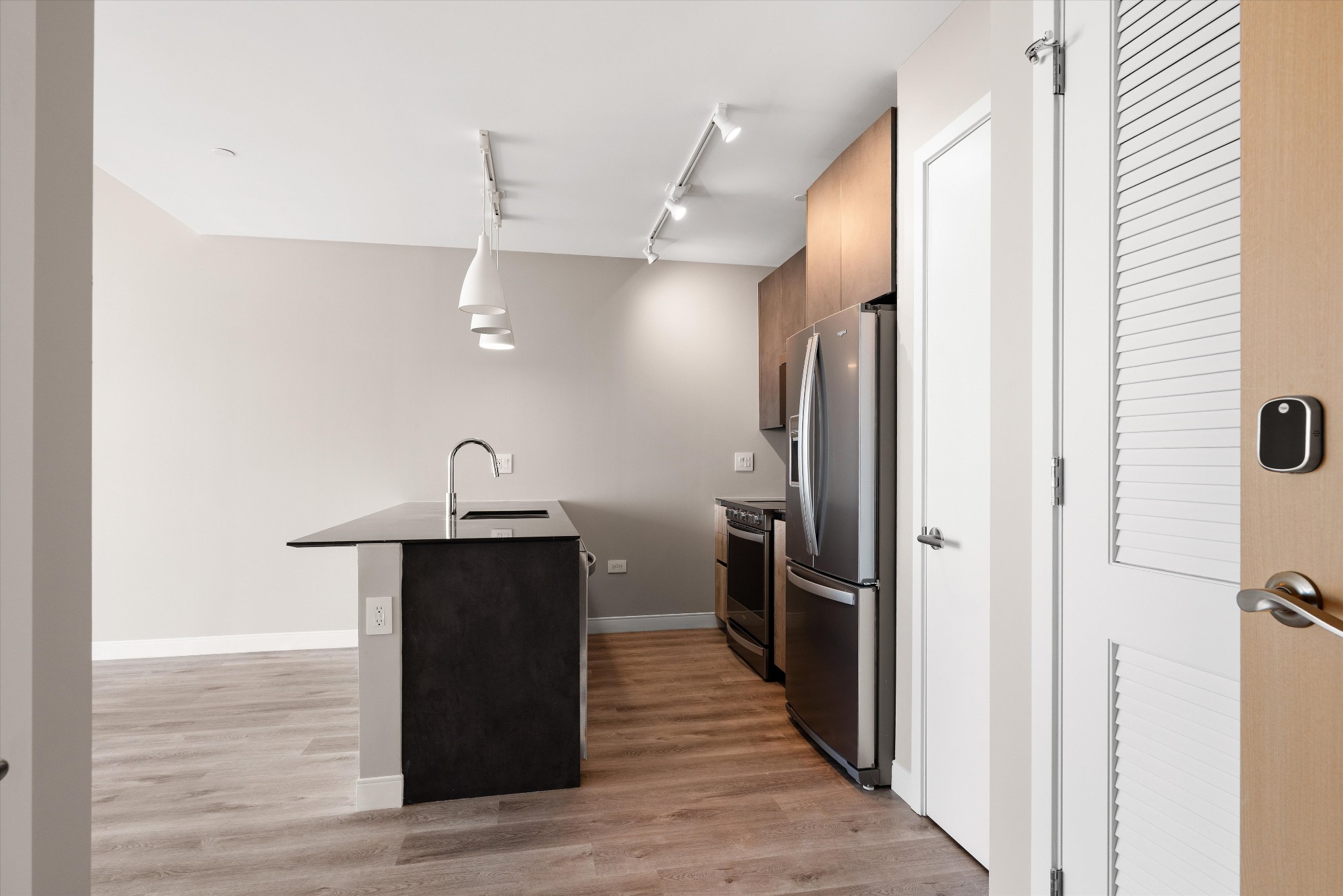 805 Church St, S Unit: 3206