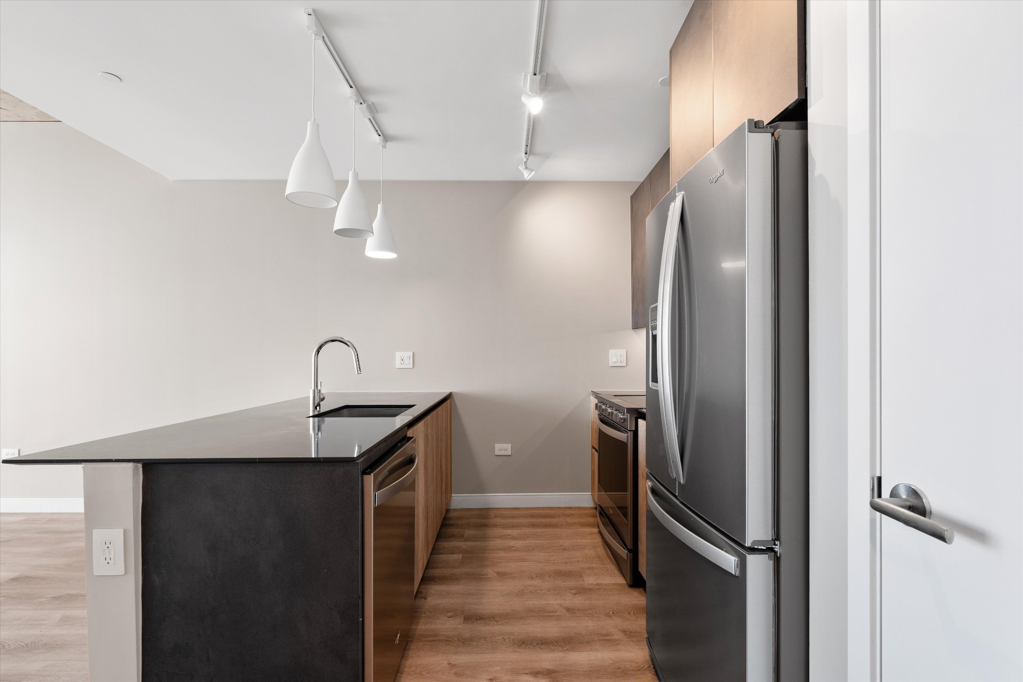 805 Church St, S Unit: 3206