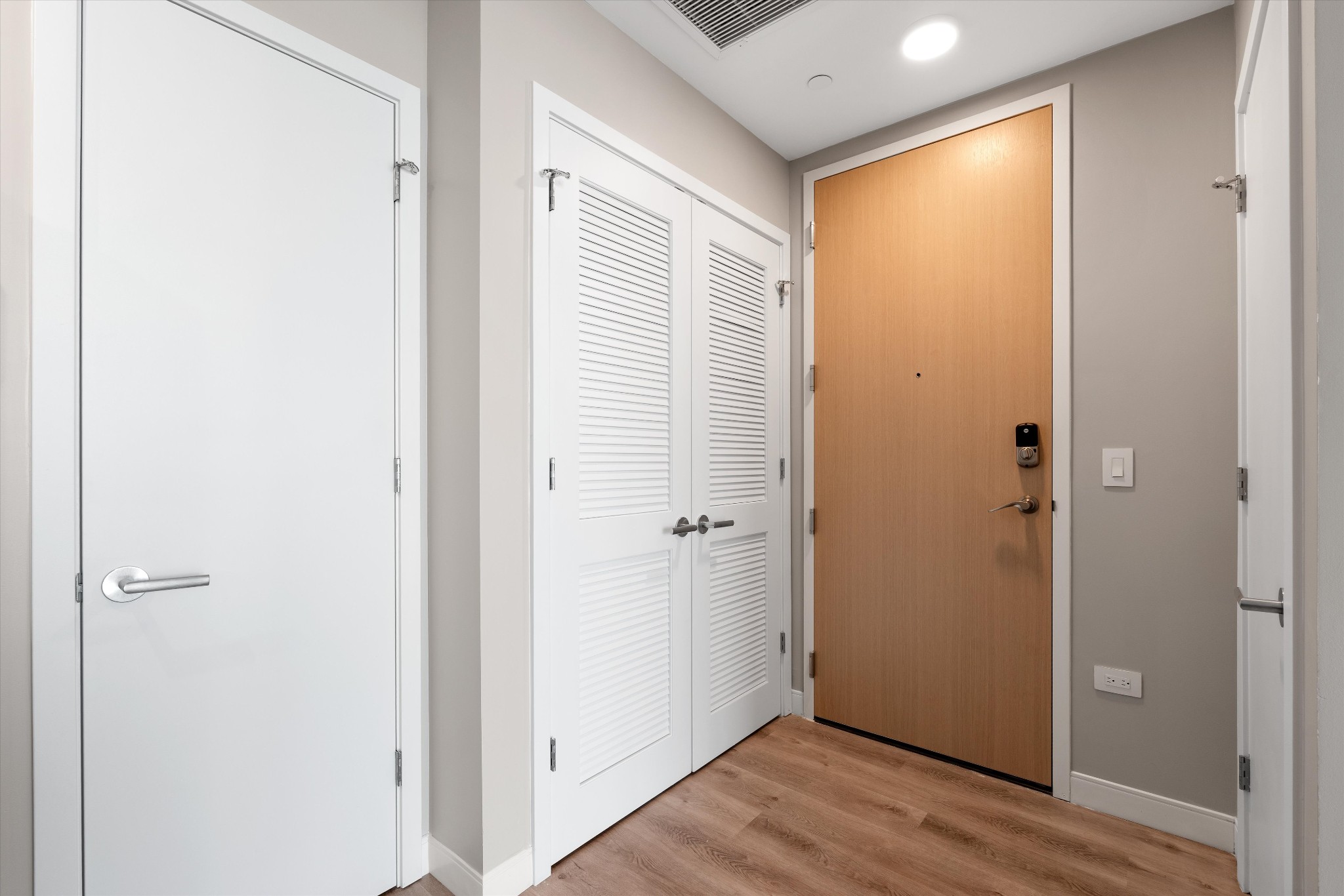805 Church St, S Unit: 3206