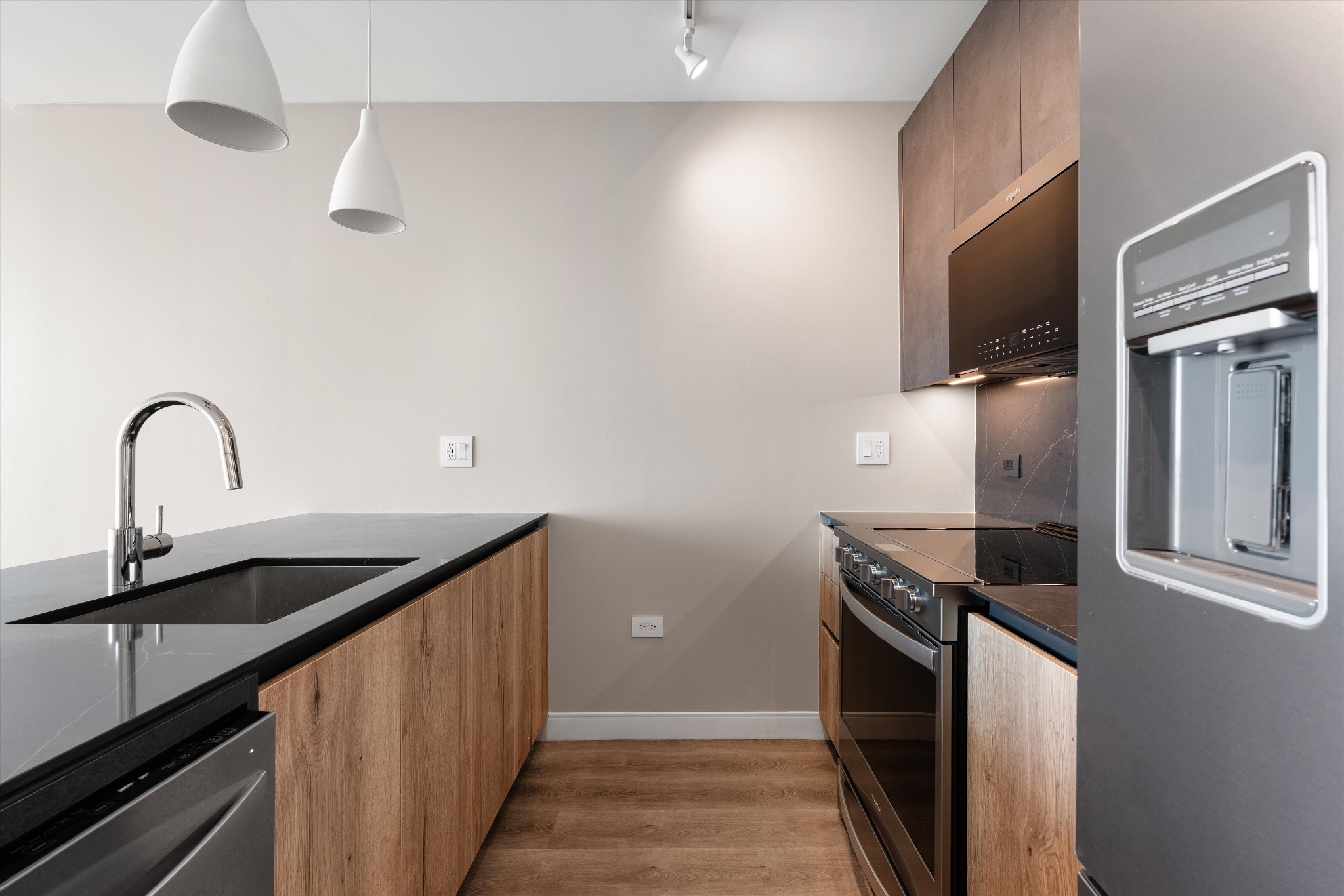 805 Church St, S Unit: 3206