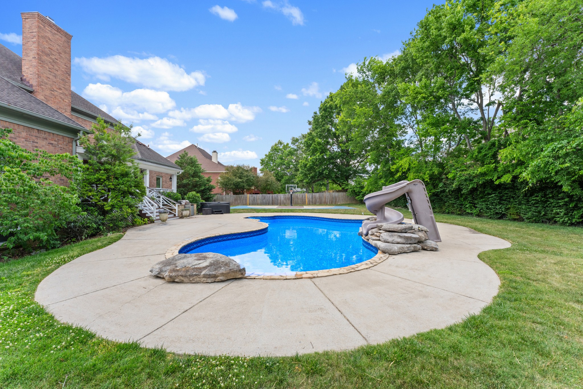 9002 Old Smyrna Rd