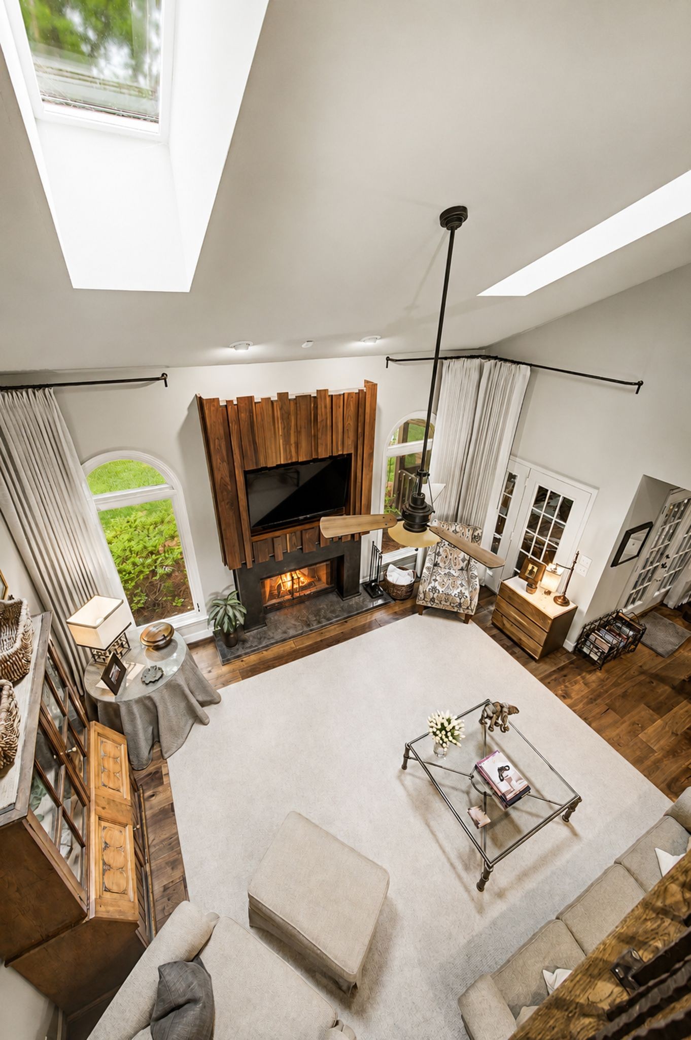 709 Roxburgh Cv