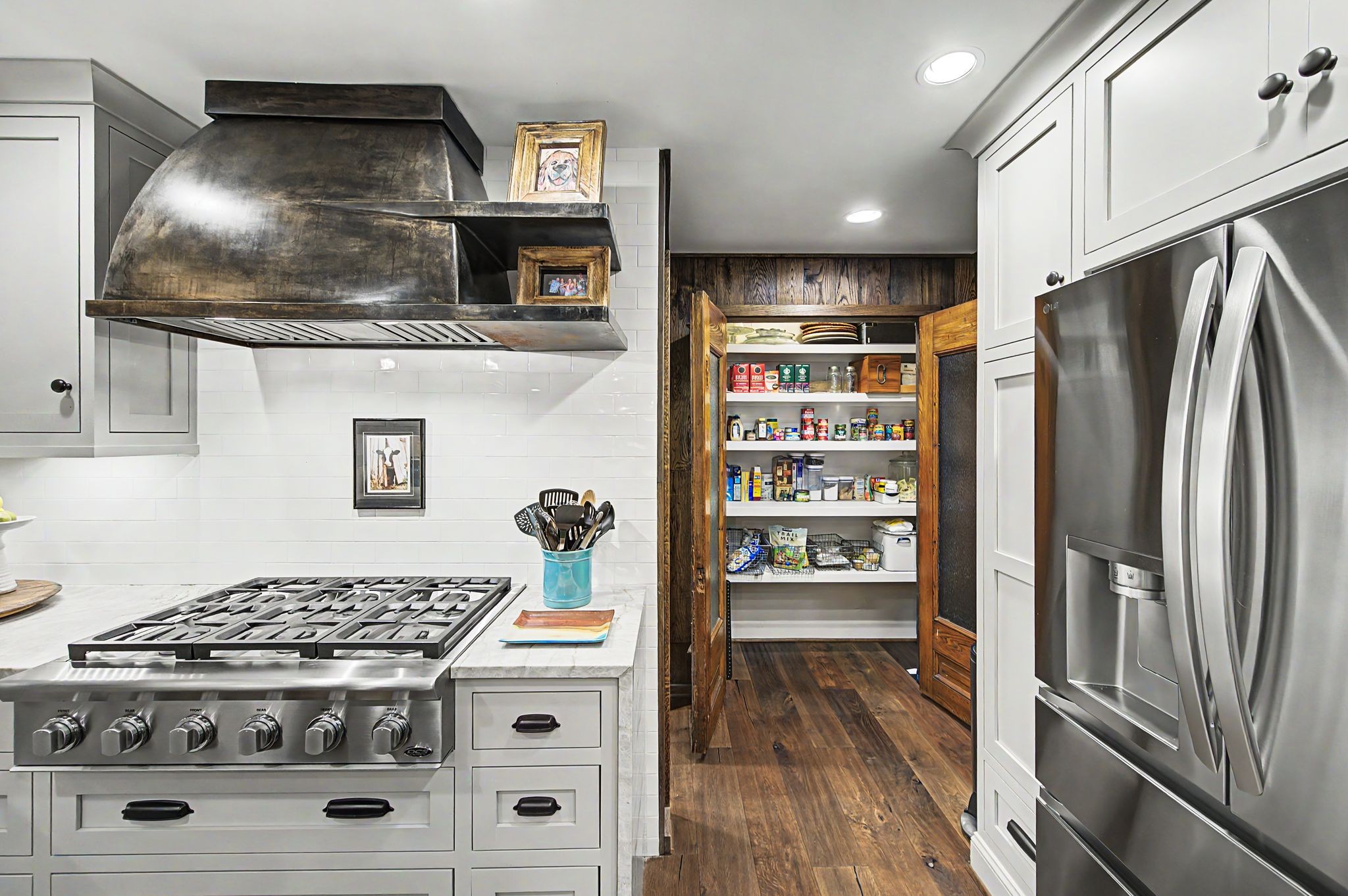 709 Roxburgh Cv
