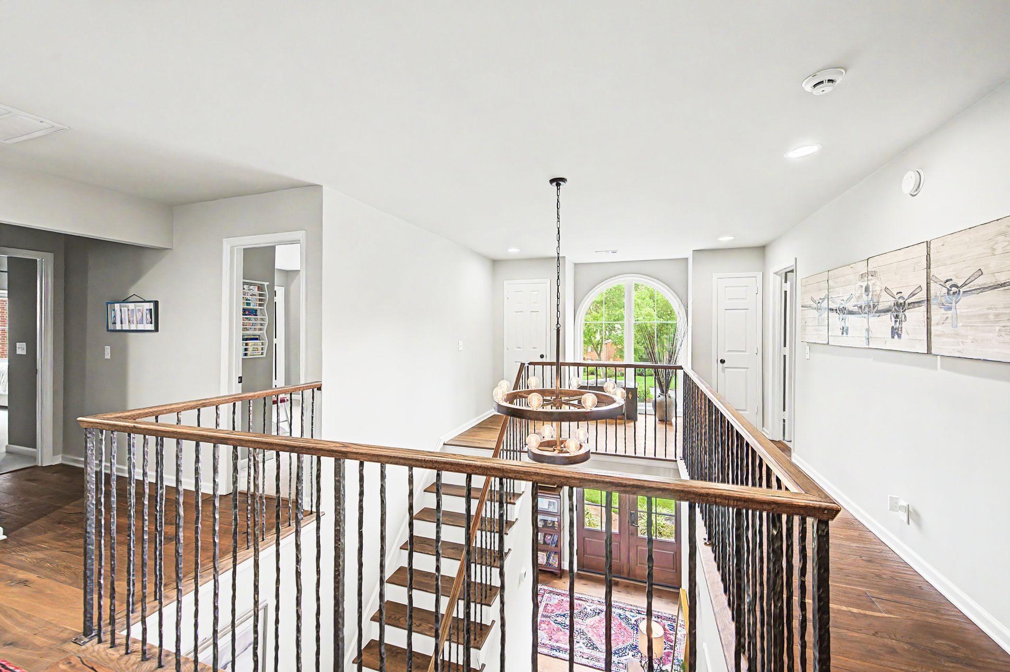 709 Roxburgh Cv