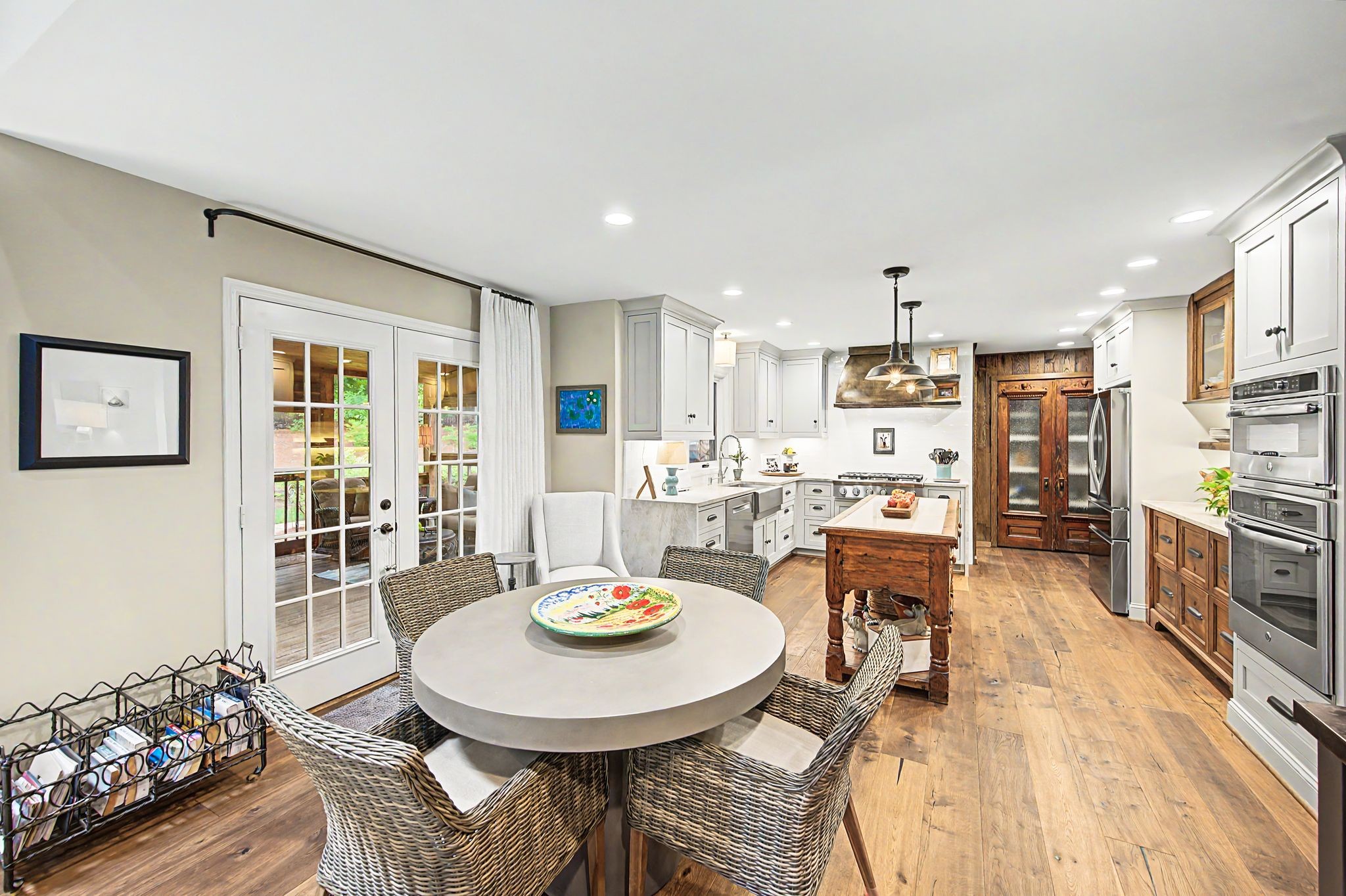 709 Roxburgh Cv
