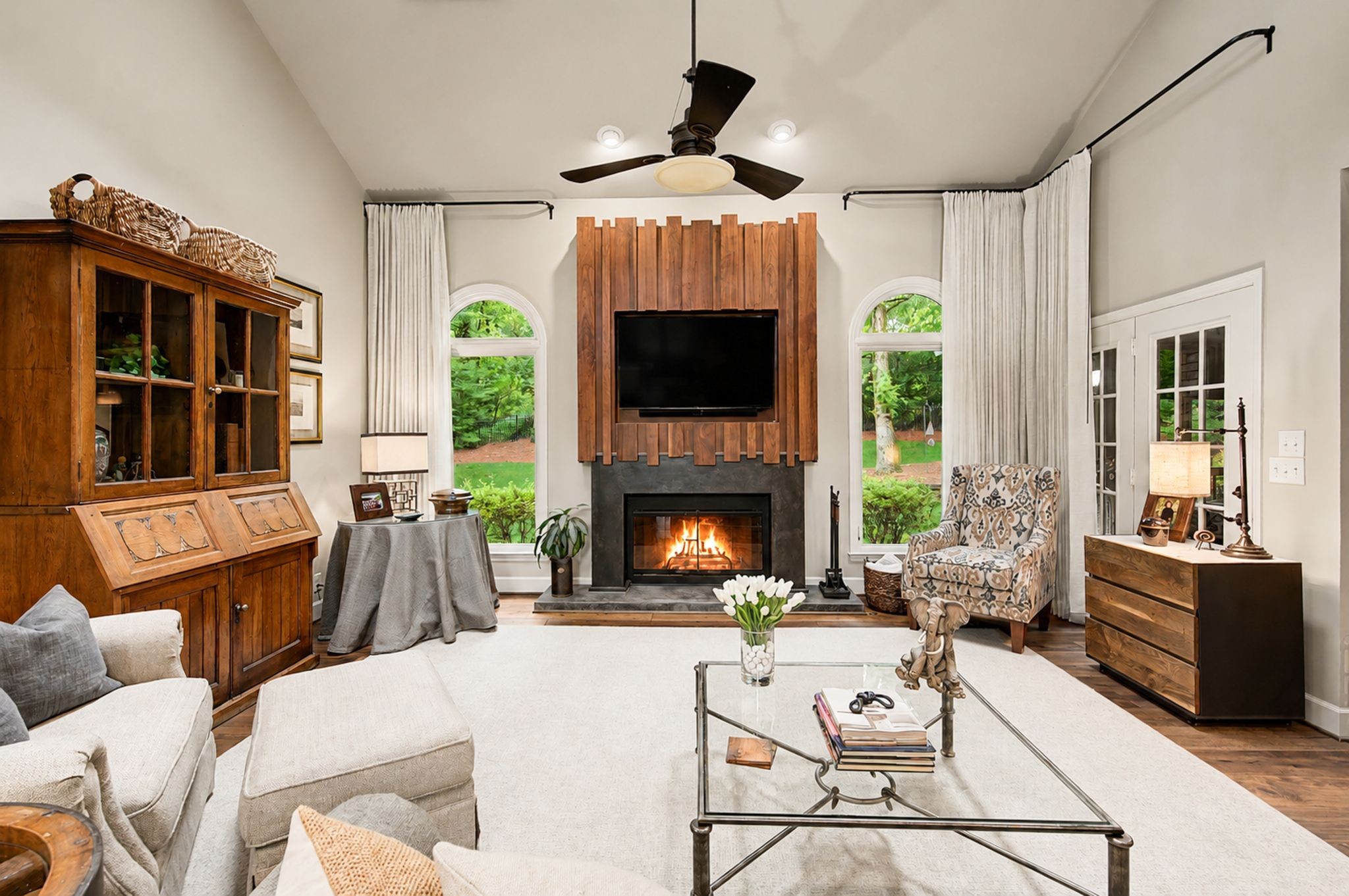 709 Roxburgh Cv