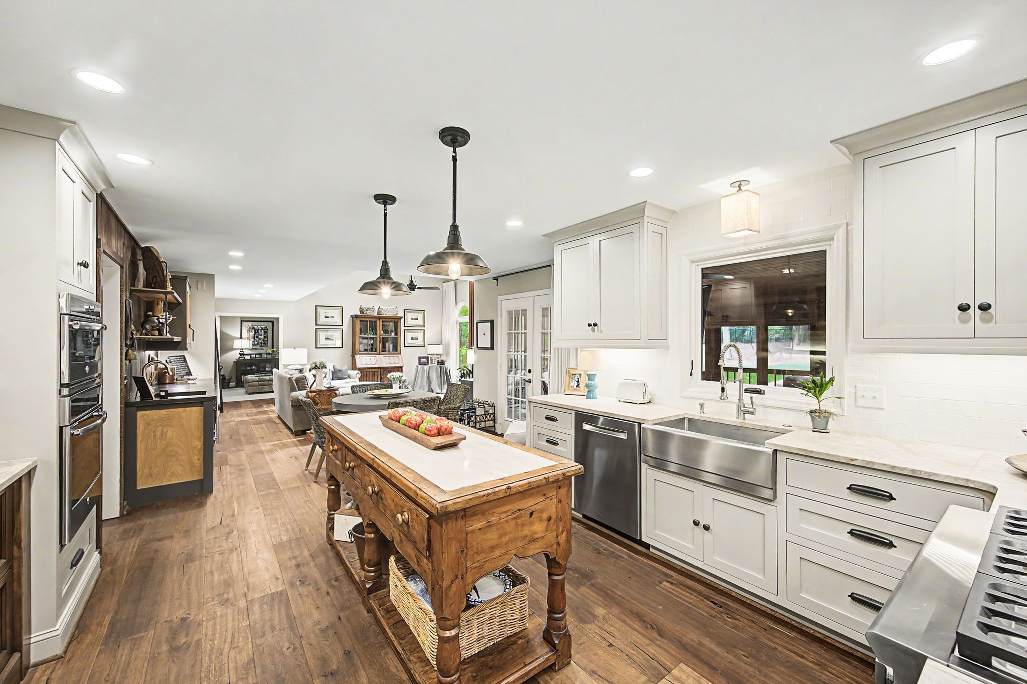 709 Roxburgh Cv