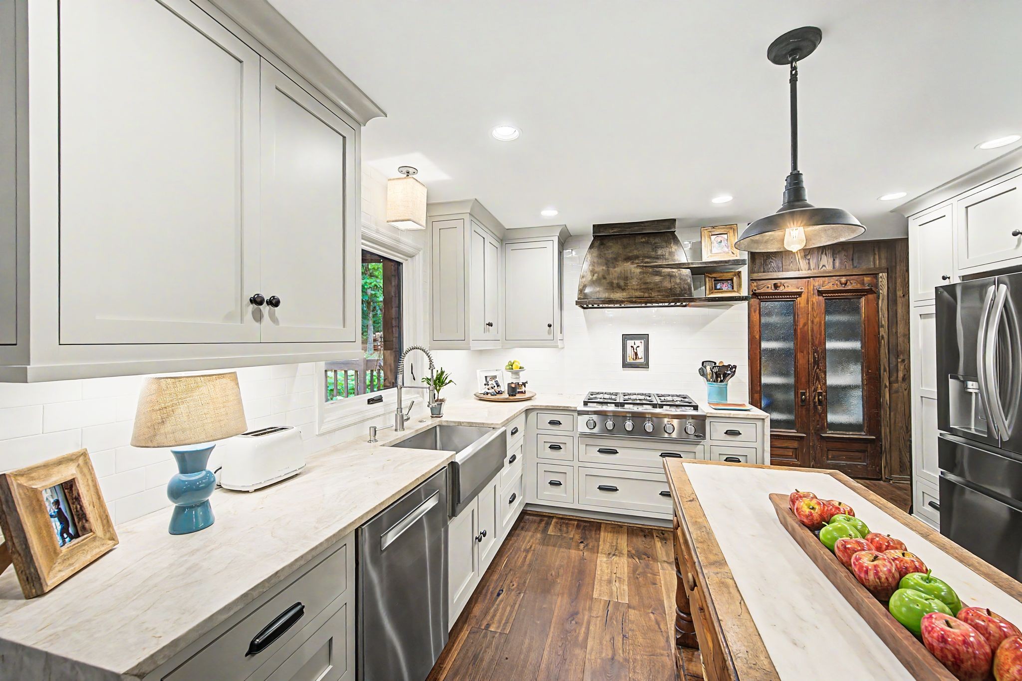 709 Roxburgh Cv