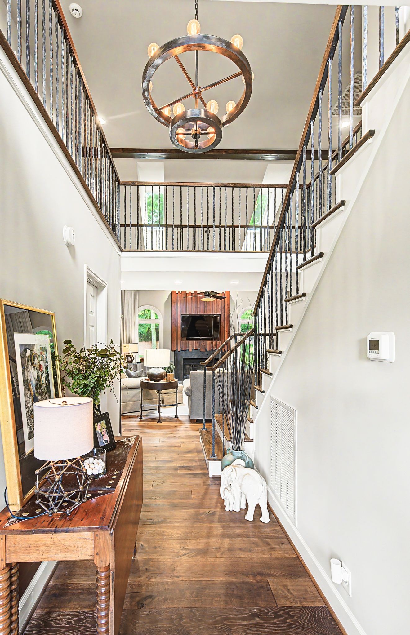 709 Roxburgh Cv